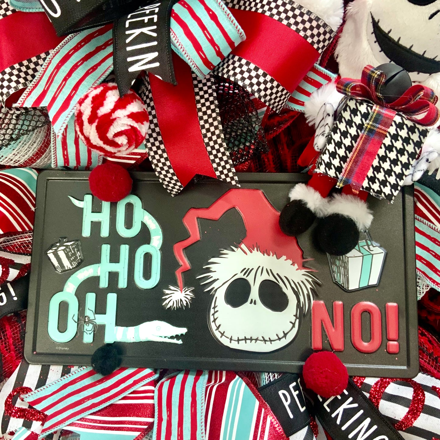 Jack Skellington Christmas Wreath, Jack Skellington Christmas Decor, Large Christmas Wreath, Christmas Door Hanger, Whimsical Christmas Wreath