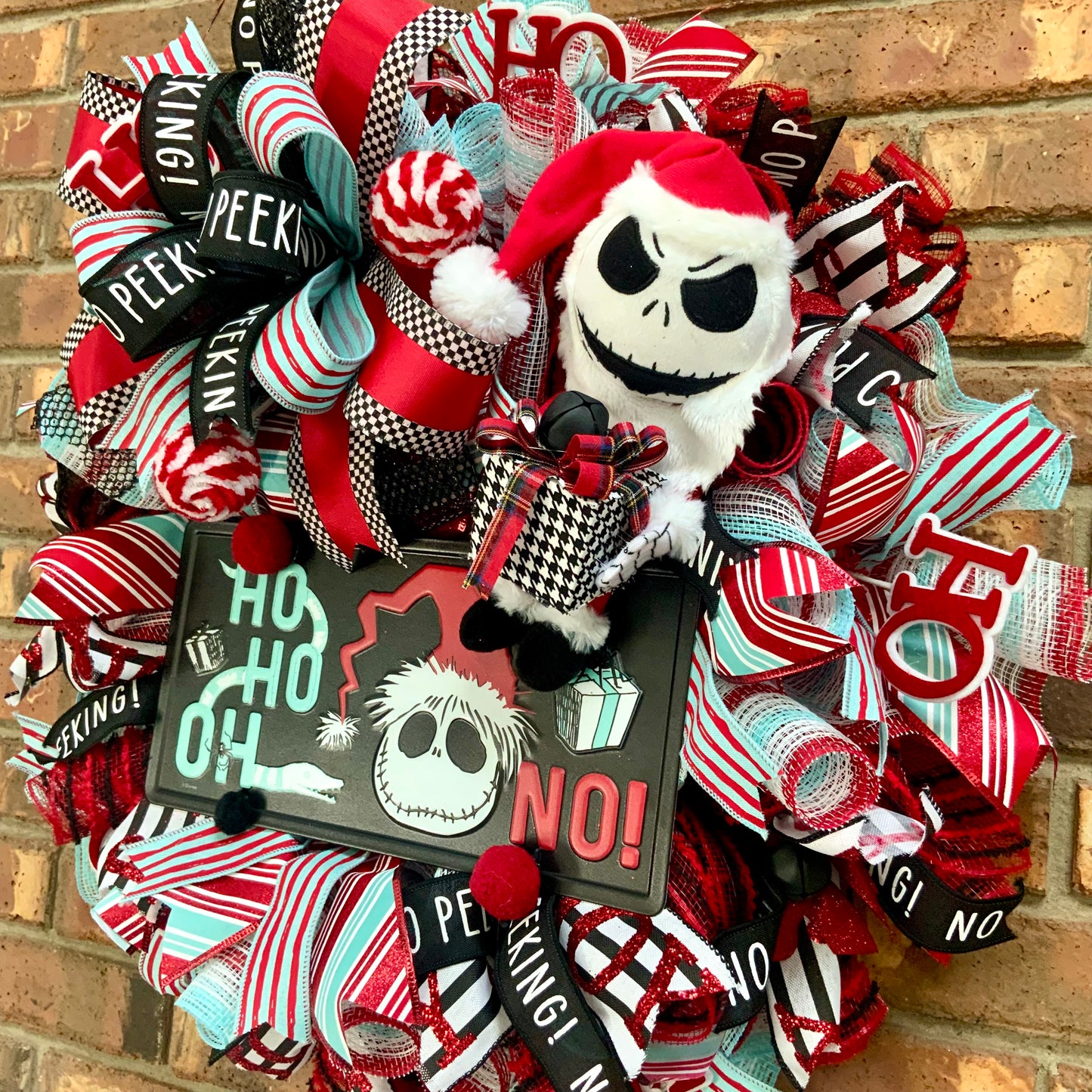 Jack Skellington Christmas Wreath, Jack Skellington Christmas Decor, Large Christmas Wreath, Christmas Door Hanger, Whimsical Christmas Wreath