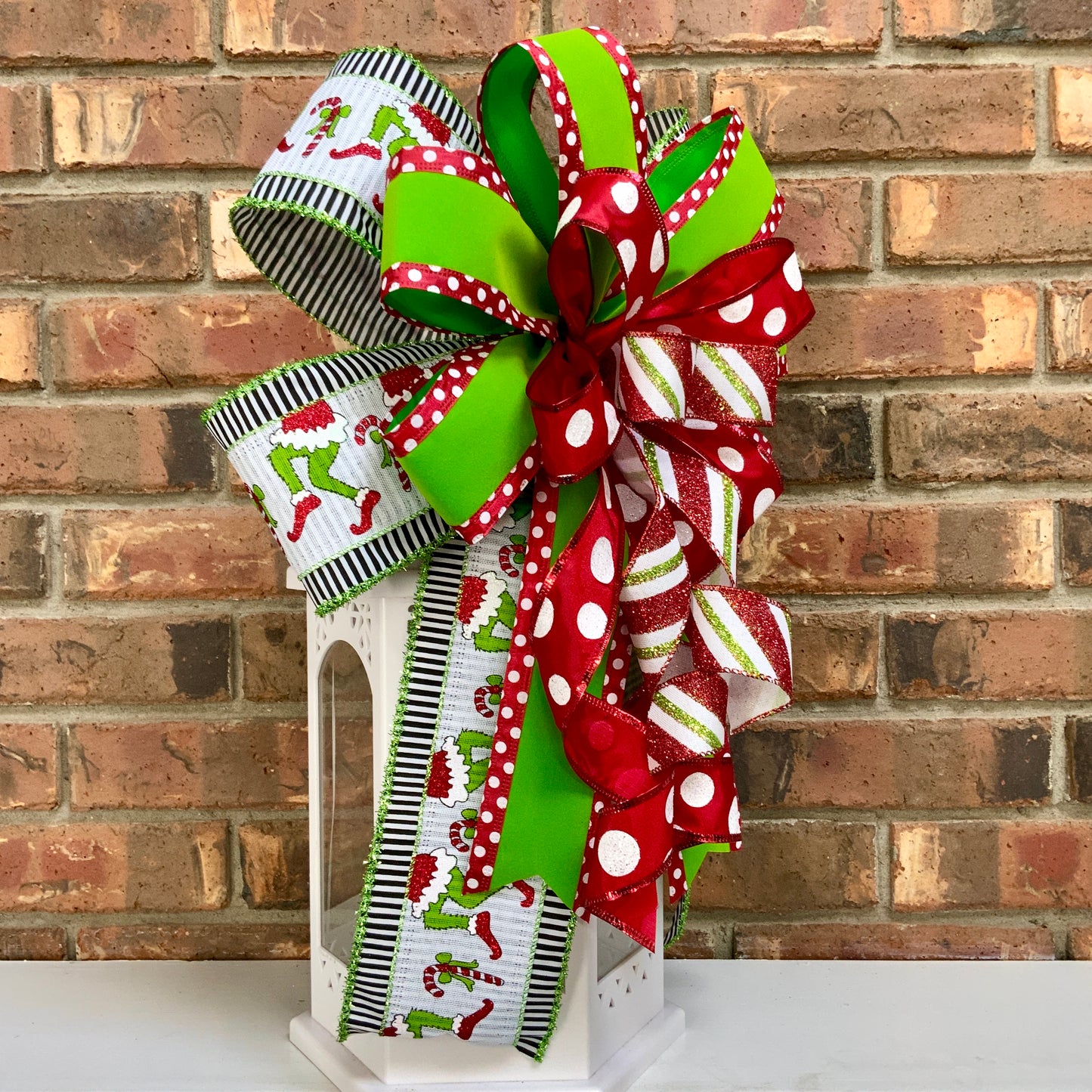 Christmas Bow for Lanterns, Grinch Bow, Christmas Mailbox Decor, Grinch Decor, Christmas Sconce Bow, Christmas Bow For Wreaths