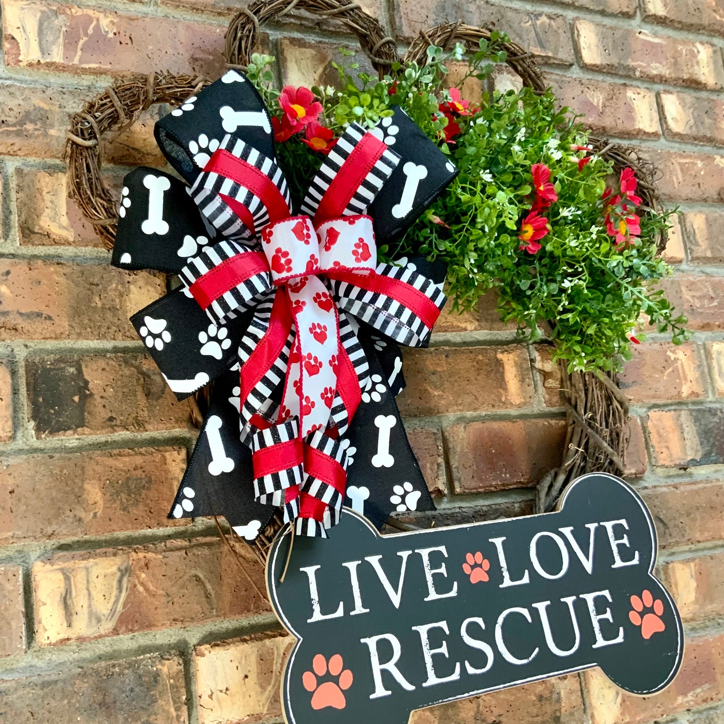 Dog Wreath, Live Love Rescue Wreath, Grapevine Paw Print Wreath, Dog Paw Print Wreath, Grapevine Dog Wreath, Rescue Wreath, 2025