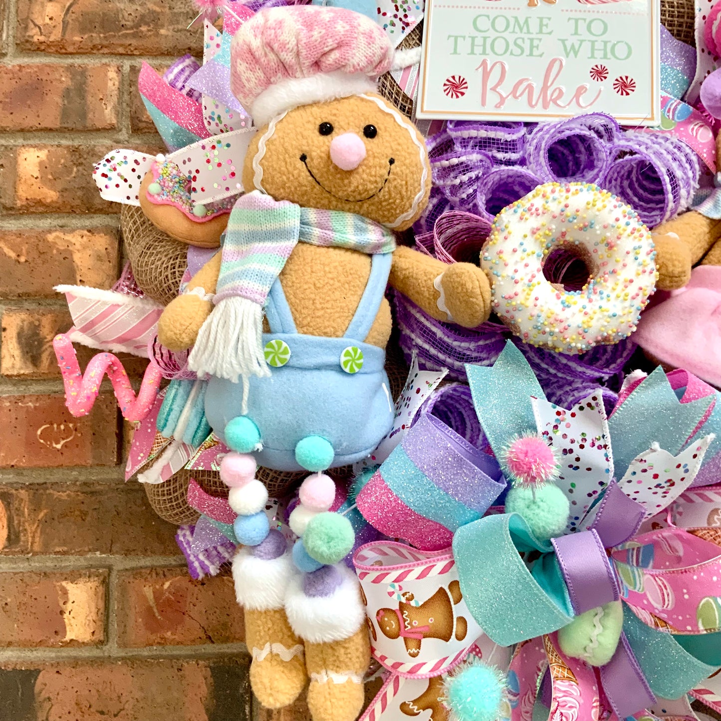 Gingerbread Wreath, Gingerbread Christmas Wreath, Gingerbread Man Wreath, Gingerbread Woman Christmas Decor, Pastel Christmas Wreath For Front Door, 2024