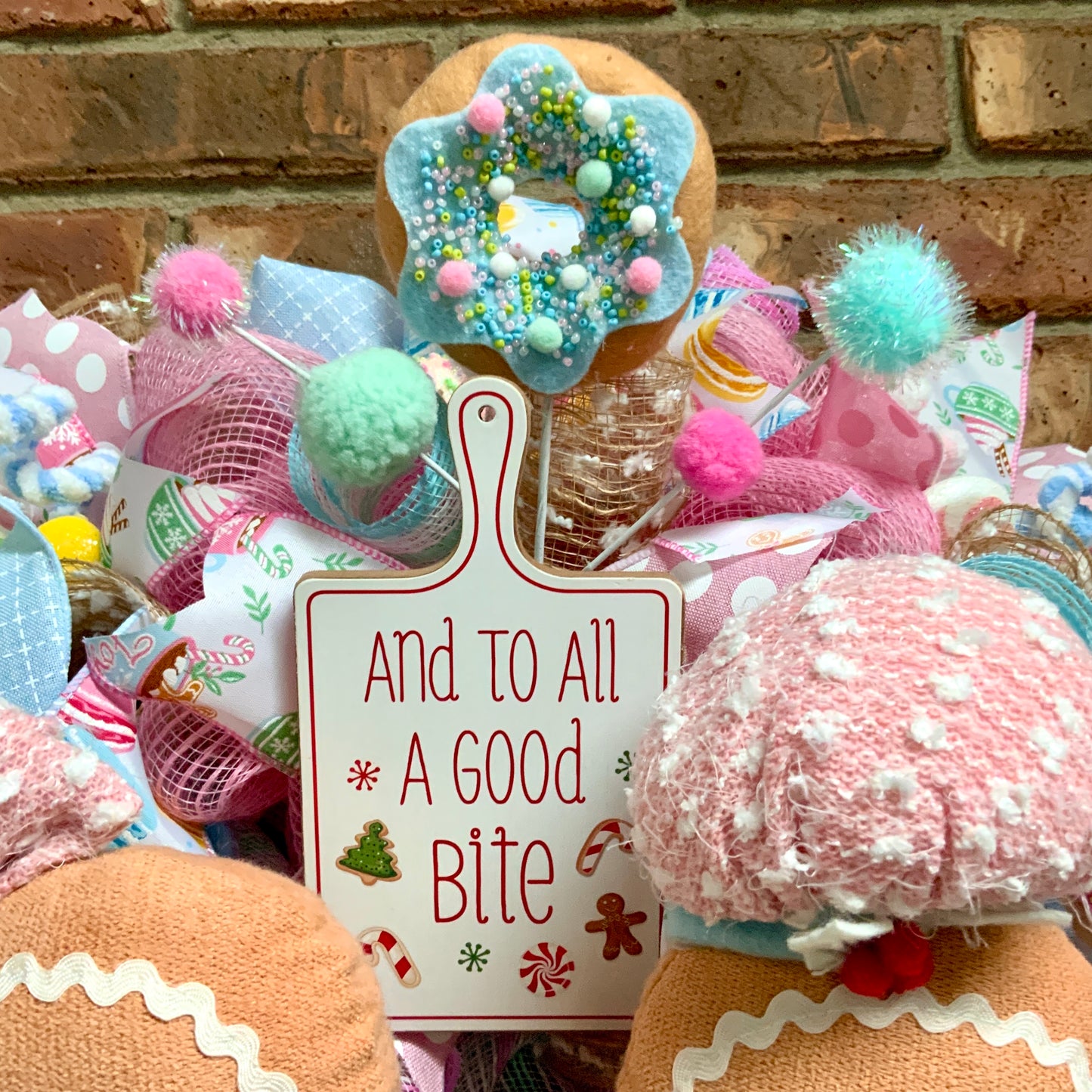 Gingerbread Wreath, Gingerbread Christmas Wreath, Gingerbread Man Wreath, Gingerbread Woman Christmas Decor, Pastel Christmas Wreath For Front Door