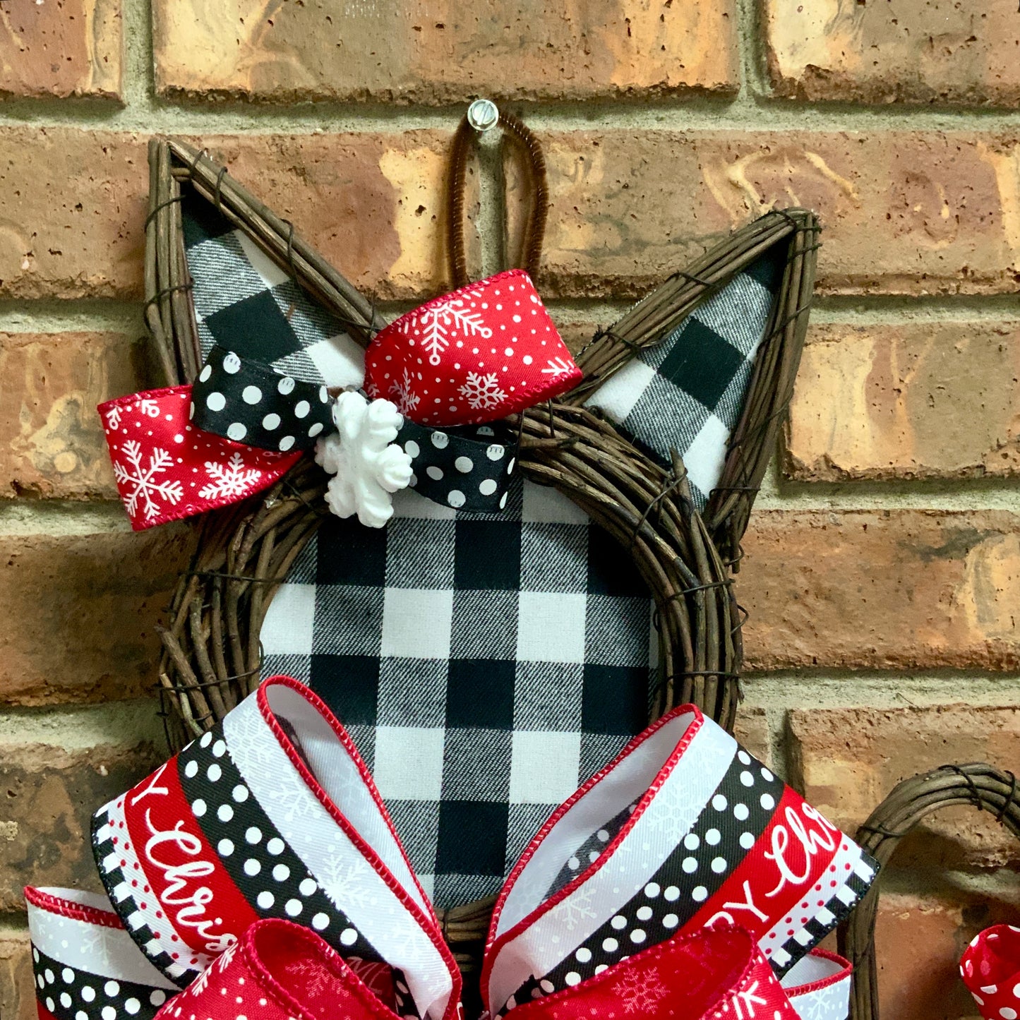 Christmas Cat Wreath, Christmas Cat Decor, Cat Wreath, Cat Door Hanger, Christmas Pancake Wreath, Traditional Christmas Wreath