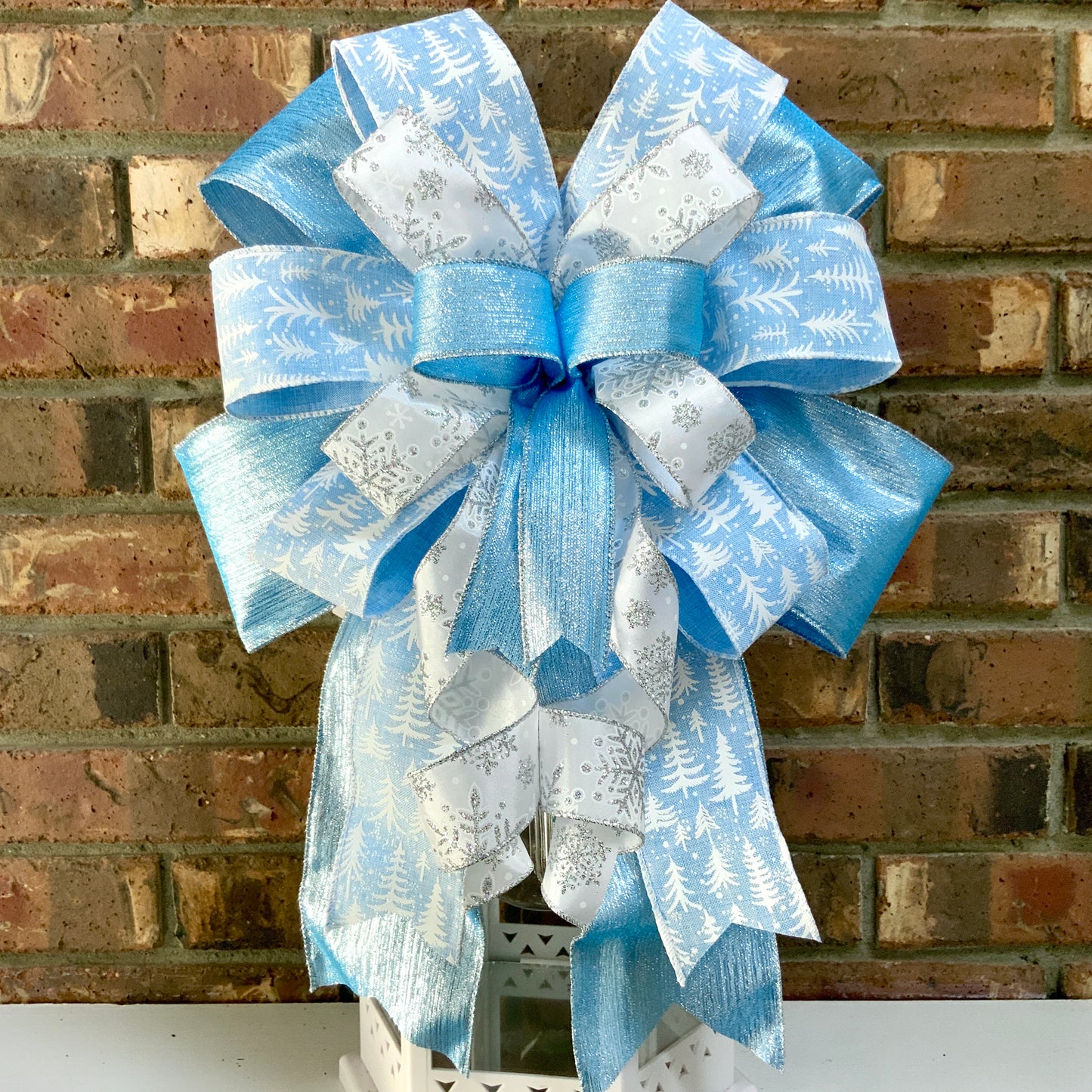 Blue and White Lantern Bow, Blue Winter Christmas Decor, Winter Holiday Bow, Snowflake Bow, Winter Lantern Bow, Winter Mailbox Bow, Winter Not Christmas Decor