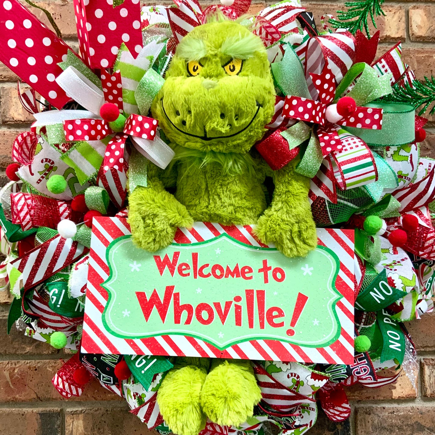Christmas Grinch Wreath, Christmas Grinch Door Hanger, Whoville Decor, Christmas Wreath, Grinch Door Hanger, 2024