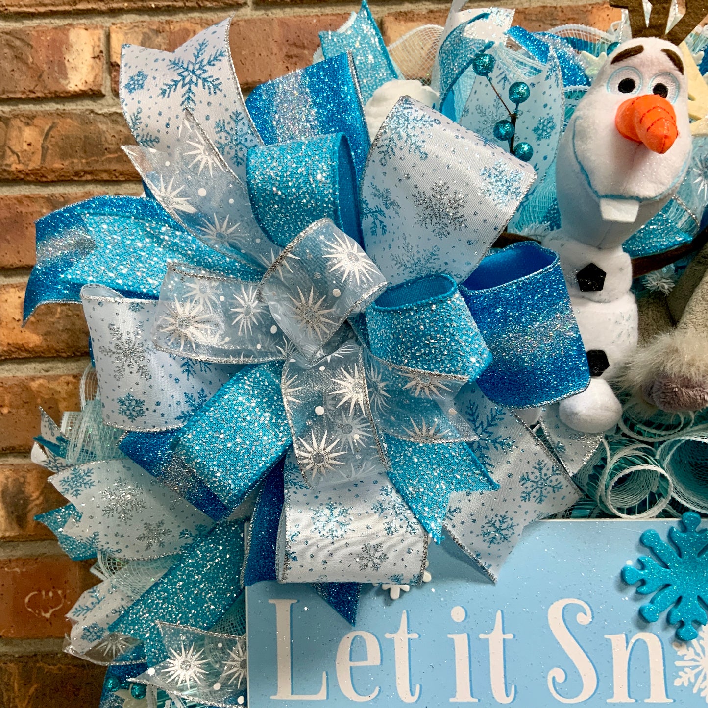 Olaf Wreath, Let It Snow Wreath, Blue Winter Wreath, Winter Snowflake Wreath, Large Winter Wreath, Winter Not Christmas Wreath, 2023
