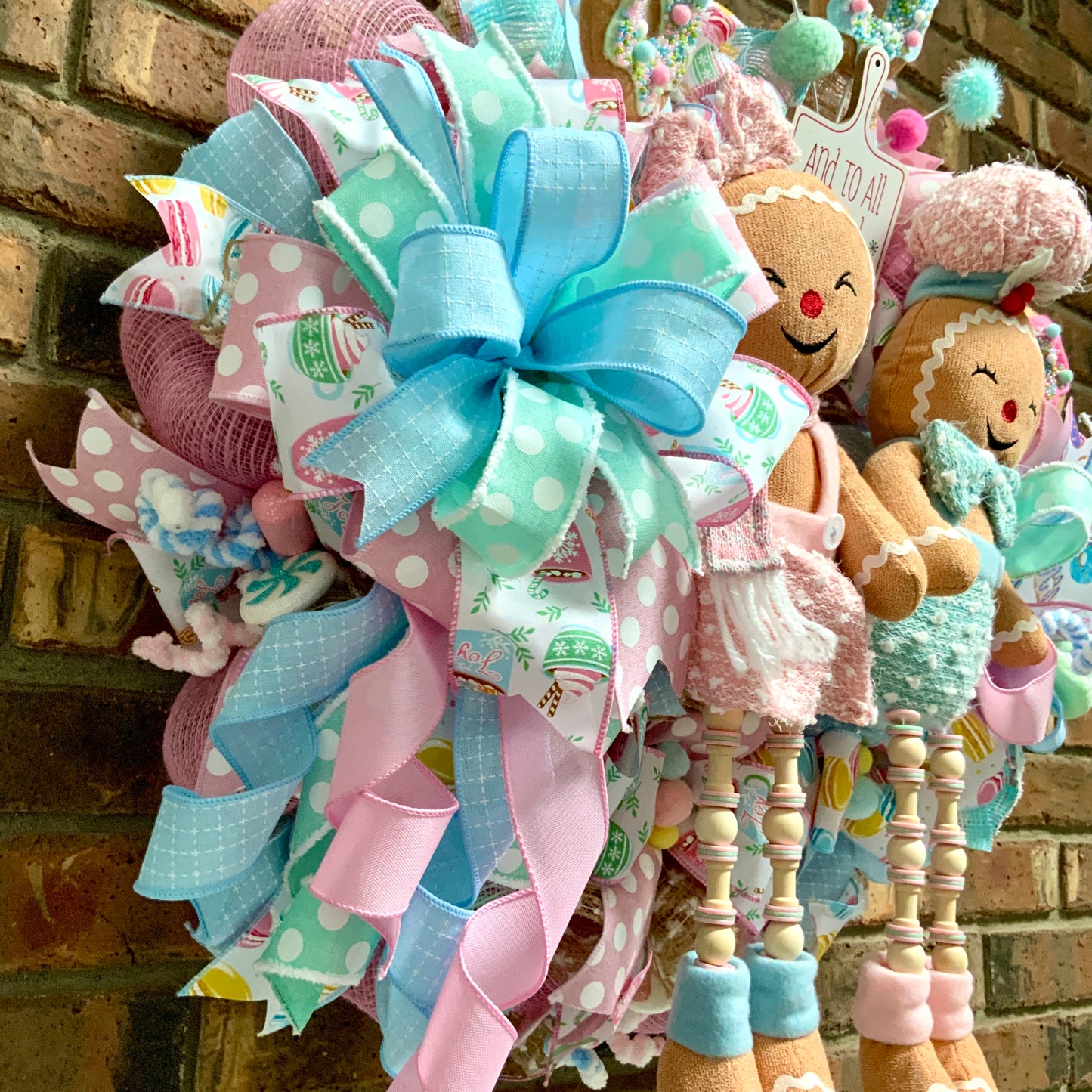 Gingerbread Wreath, Gingerbread Christmas Wreath, Gingerbread Man Wreath, Gingerbread Woman Christmas Decor, Pastel Christmas Wreath For Front Door