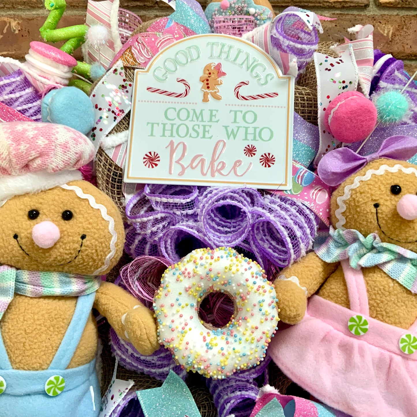 Gingerbread Wreath, Gingerbread Christmas Wreath, Gingerbread Man Wreath, Gingerbread Woman Christmas Decor, Pastel Christmas Wreath For Front Door, 2024