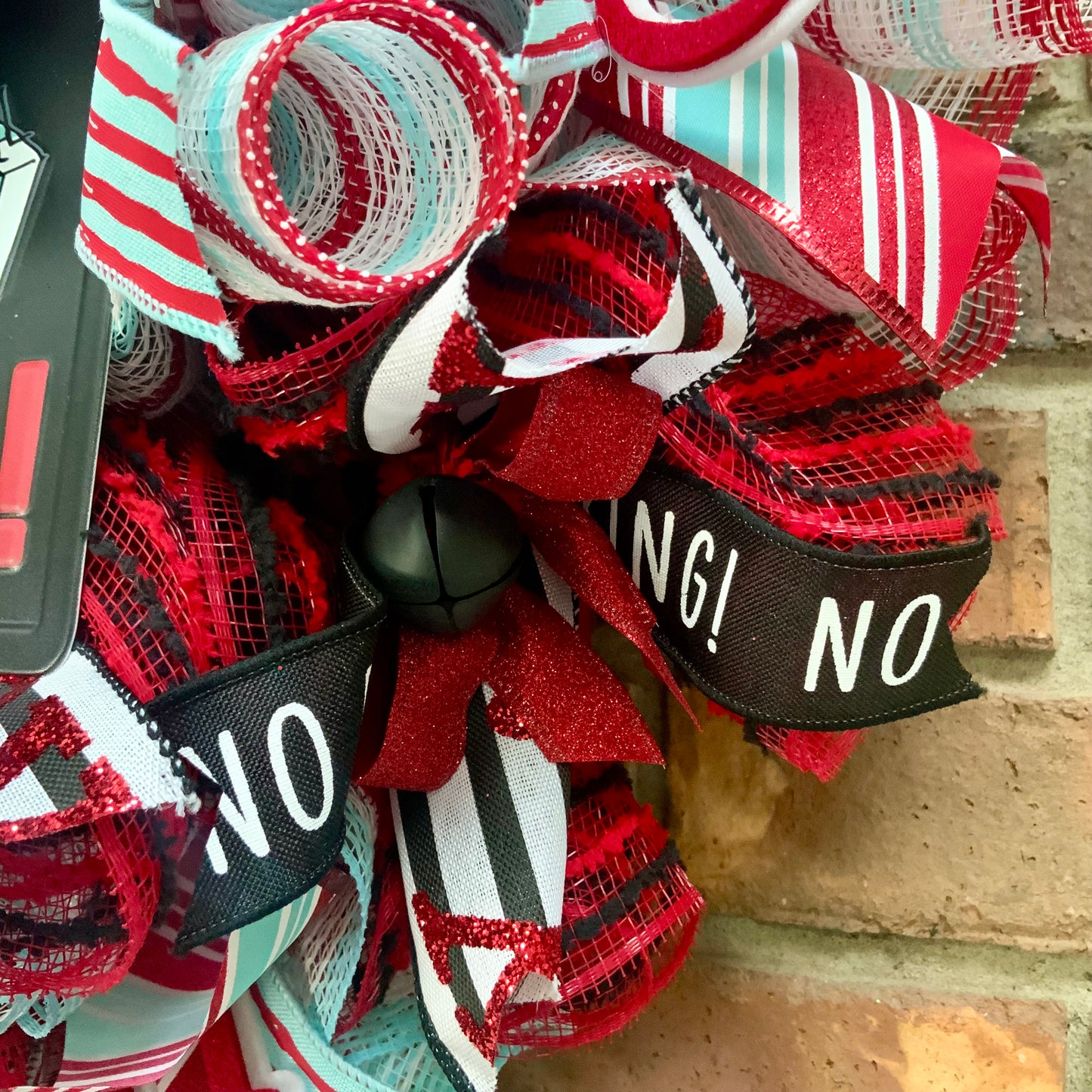 Jack Skellington Christmas Wreath, Jack Skellington Christmas Decor, Large Christmas Wreath, Christmas Door Hanger, Whimsical Christmas Wreath