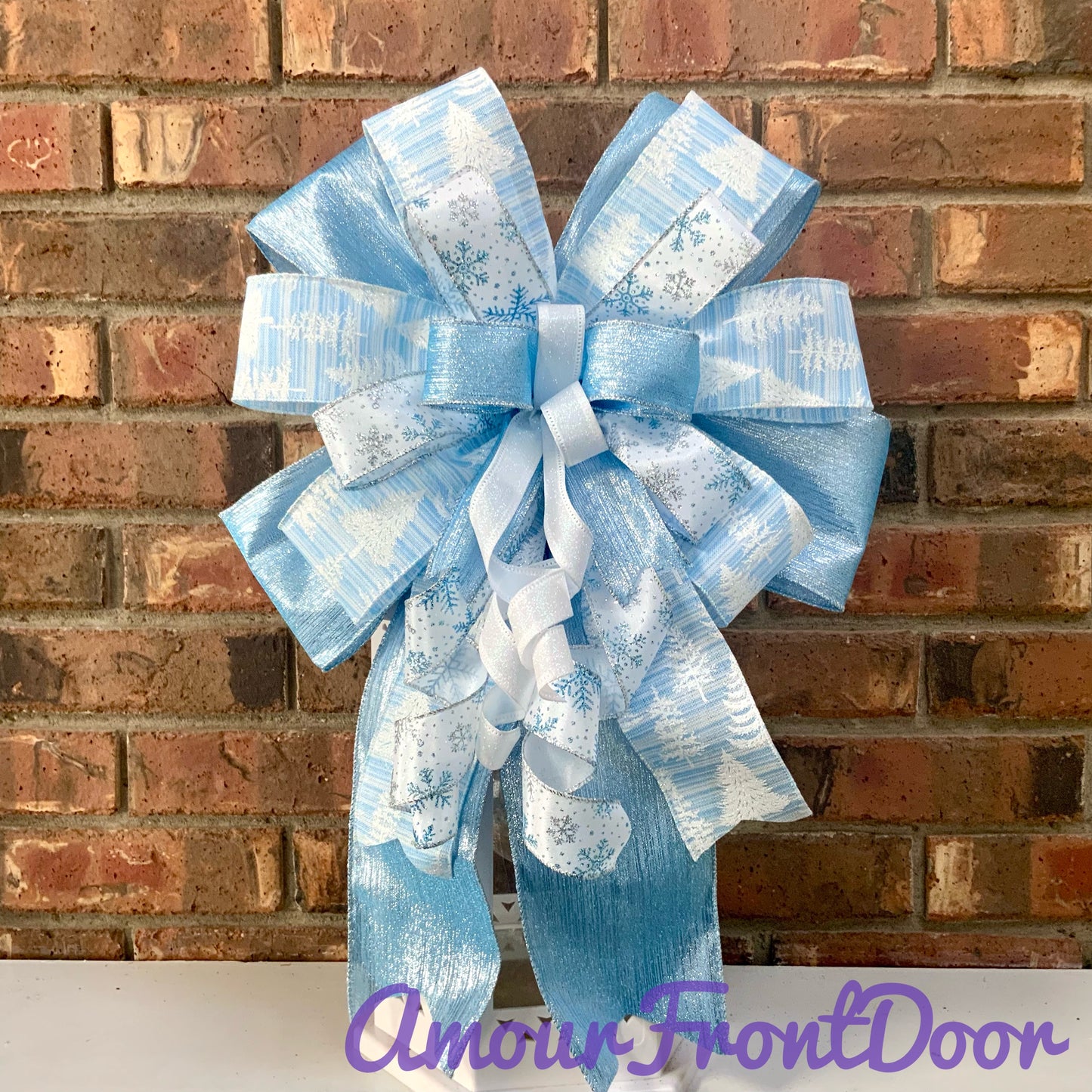 Blue and White Lantern Bow, Blue Winter Christmas Decor, Winter Holiday Bow, Snowflake Bow, Winter Lantern Bow, Winter Mailbox Bow, Winter Not Christmas Decor, 2024
