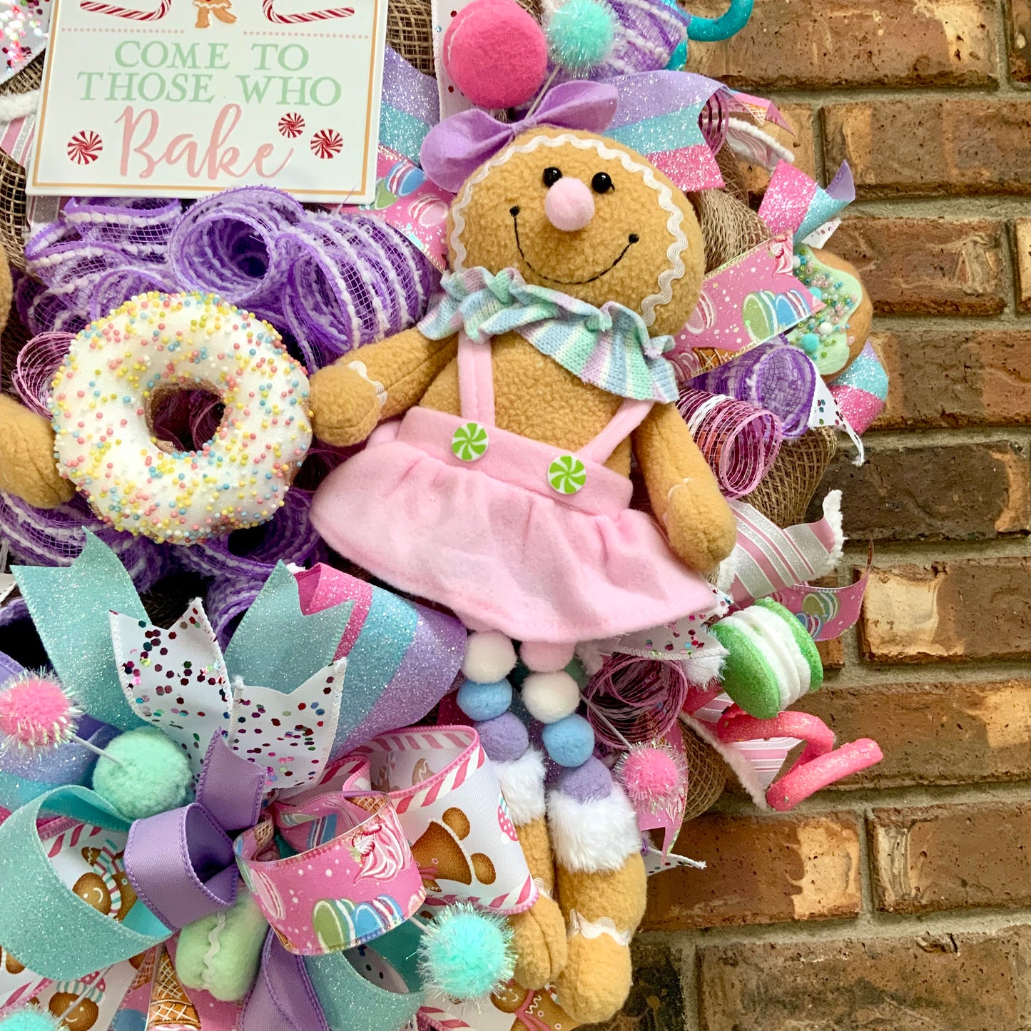 Gingerbread Wreath, Gingerbread Christmas Wreath, Gingerbread Man Wreath, Gingerbread Woman Christmas Decor, Pastel Christmas Wreath For Front Door, 2024