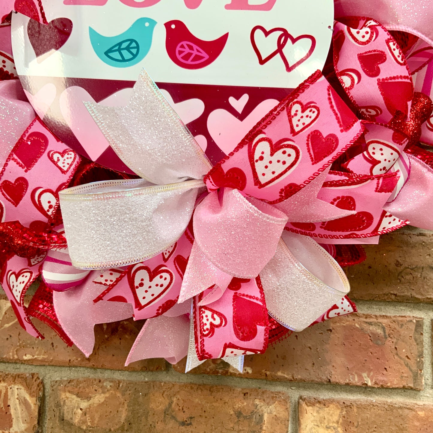 Valentines Day Wreath, Valentines Day Door Hanger, Valentine Love Wreath, Valentine Day Heart Wreath, Heart Wreath
