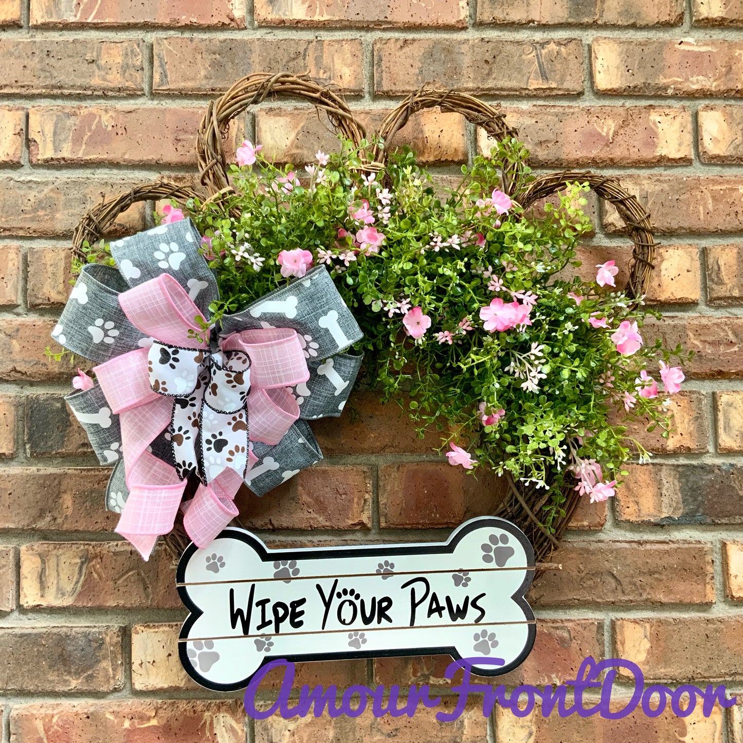 Dog Wreath, Wipe Your Paws Wreath, Grapevine Paw Print Wreath, Dog Paw Print Wreath, Grapevine Dog Wreath, Dog Hearts Wreath