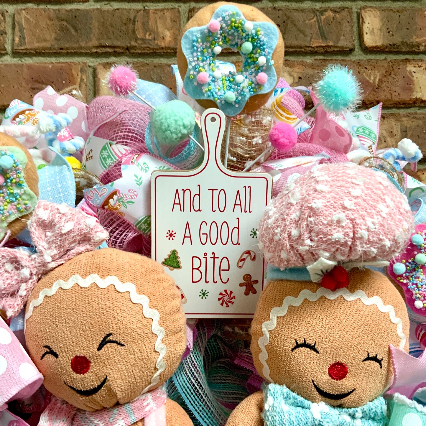 Gingerbread Wreath, Gingerbread Christmas Wreath, Gingerbread Man Wreath, Gingerbread Woman Christmas Decor, Pastel Christmas Wreath For Front Door
