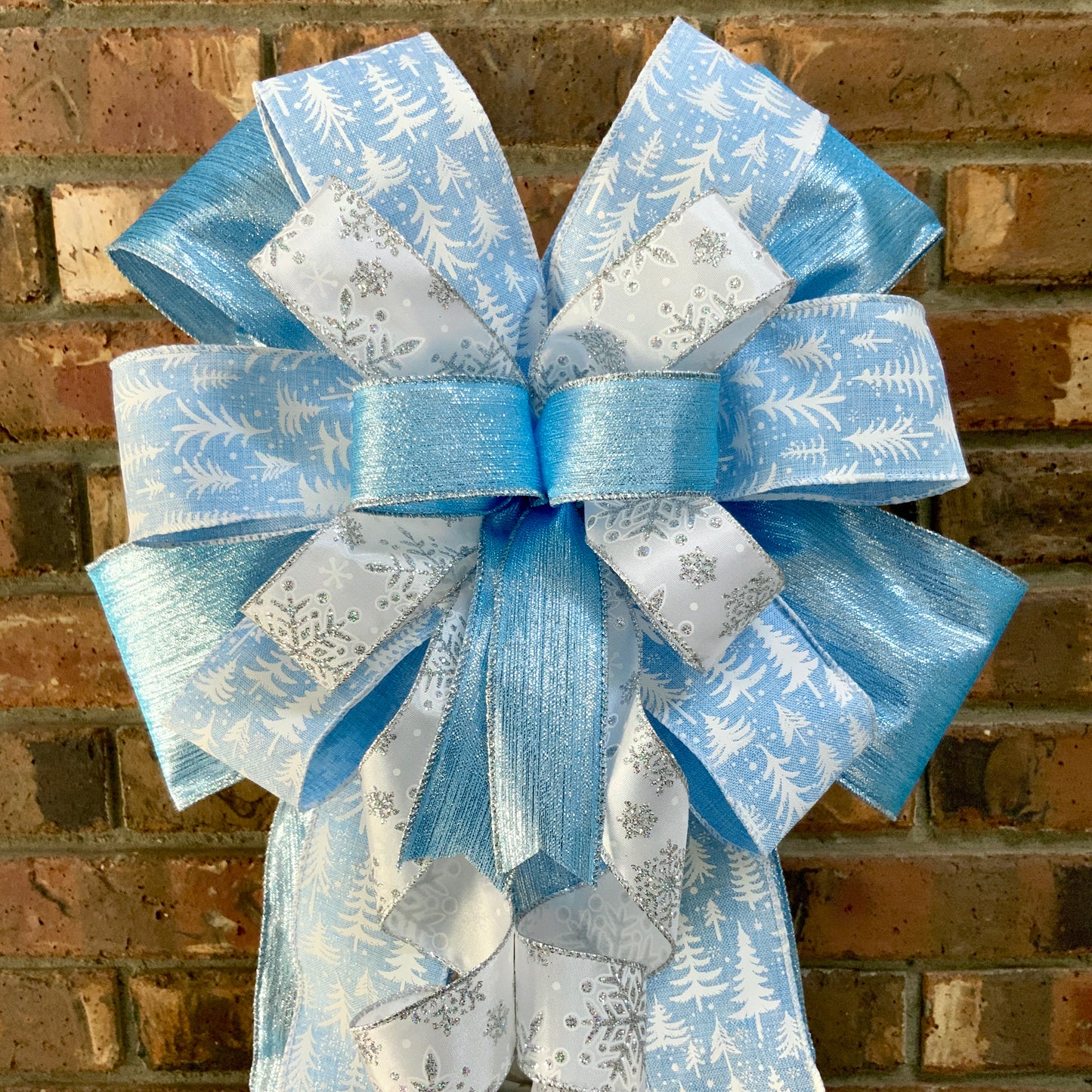Blue and White Lantern Bow, Blue Winter Christmas Decor, Winter Holiday Bow, Snowflake Bow, Winter Lantern Bow, Winter Mailbox Bow, Winter Not Christmas Decor