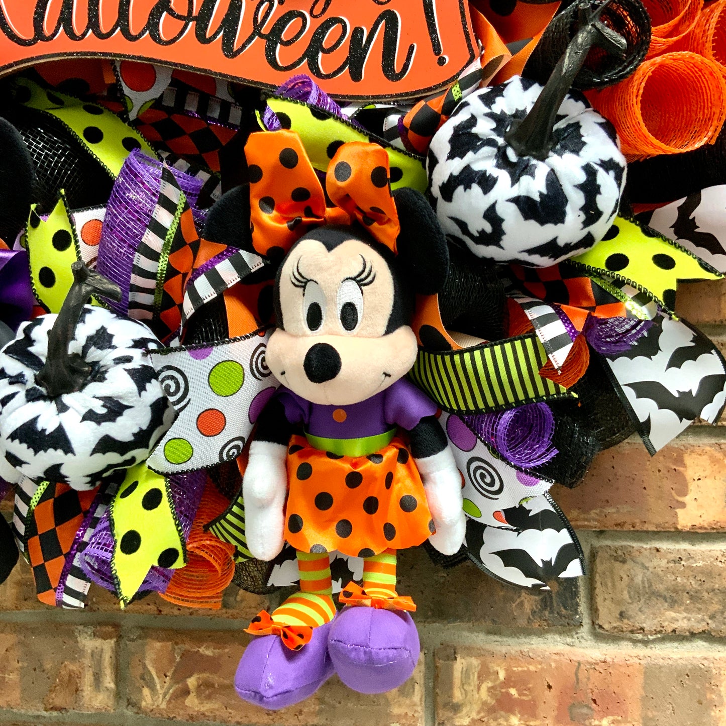 Mickey and Minnie Wreath, Mickey Mouse Wreath, Minnie Mouse Door Hanger, Mickey Mouse Halloween Wreath, Mickey and Minnie Halloween Decor