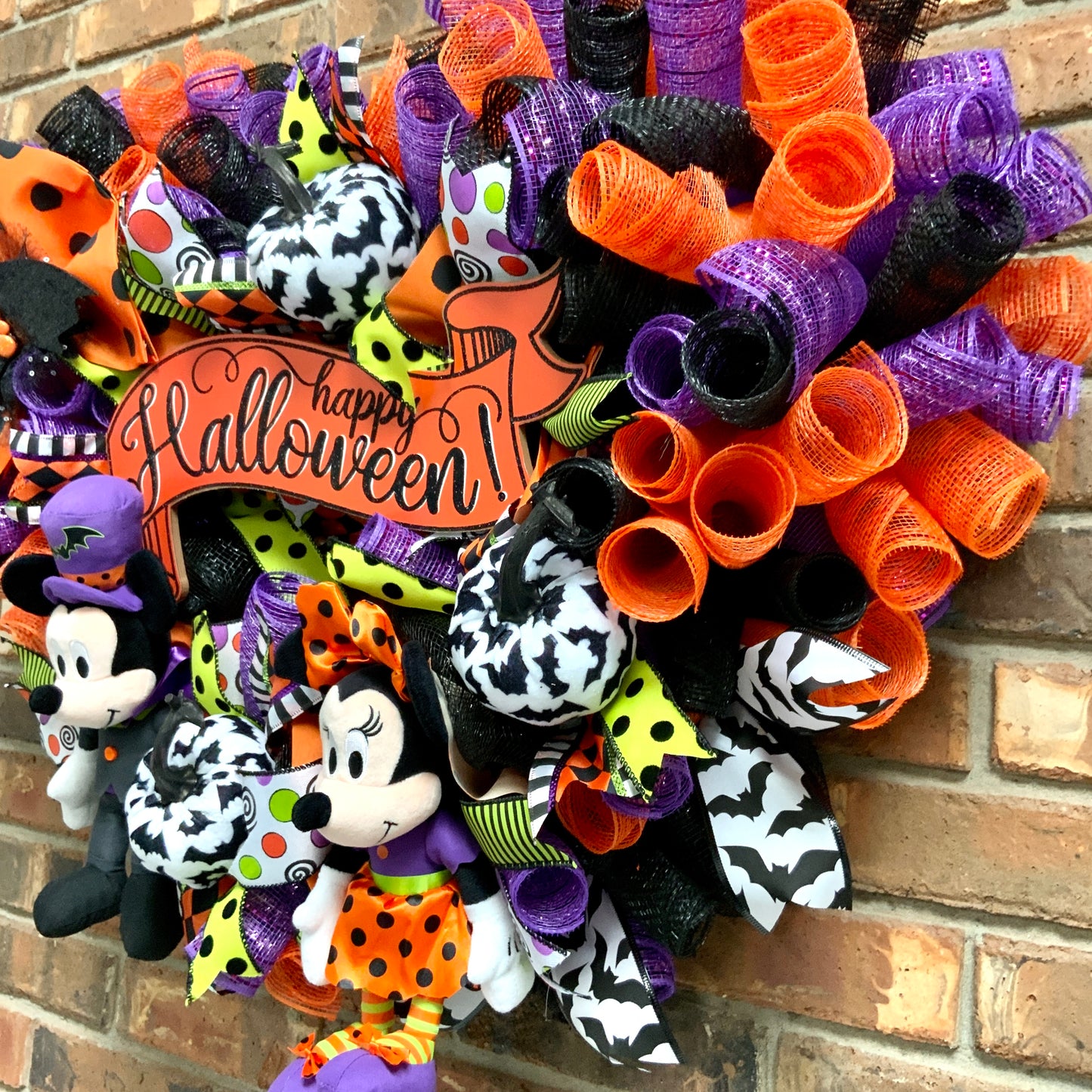 Mickey and Minnie Wreath, Mickey Mouse Wreath, Minnie Mouse Door Hanger, Mickey Mouse Halloween Wreath, Mickey and Minnie Halloween Decor