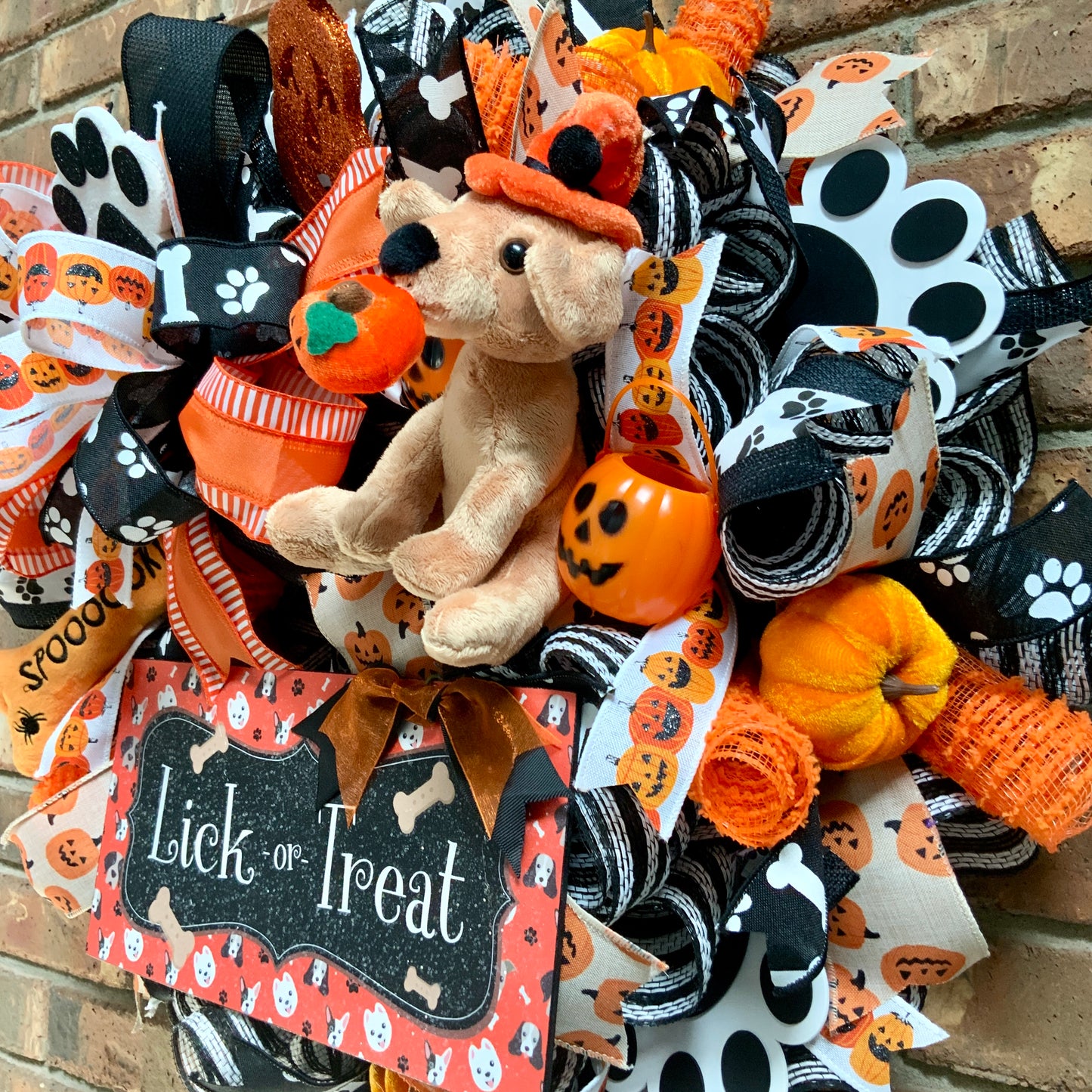 Halloween Dog Wreath, Halloween Door Hanger, Lick or Treat Wreath, Halloween Dog Decor, Dog Wreath, Dog Decor, Trick or Treat Wreath