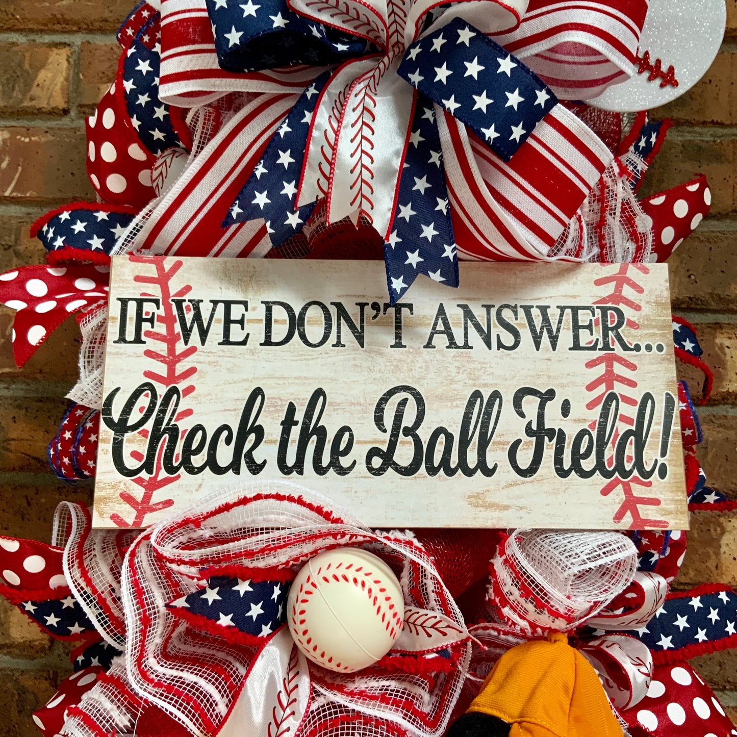 Snoopy Baseball Wreath, Baseball Door Hanger, Snoopy Swag, Snoopy Wreath, Baseball Decor, Baseball Swag