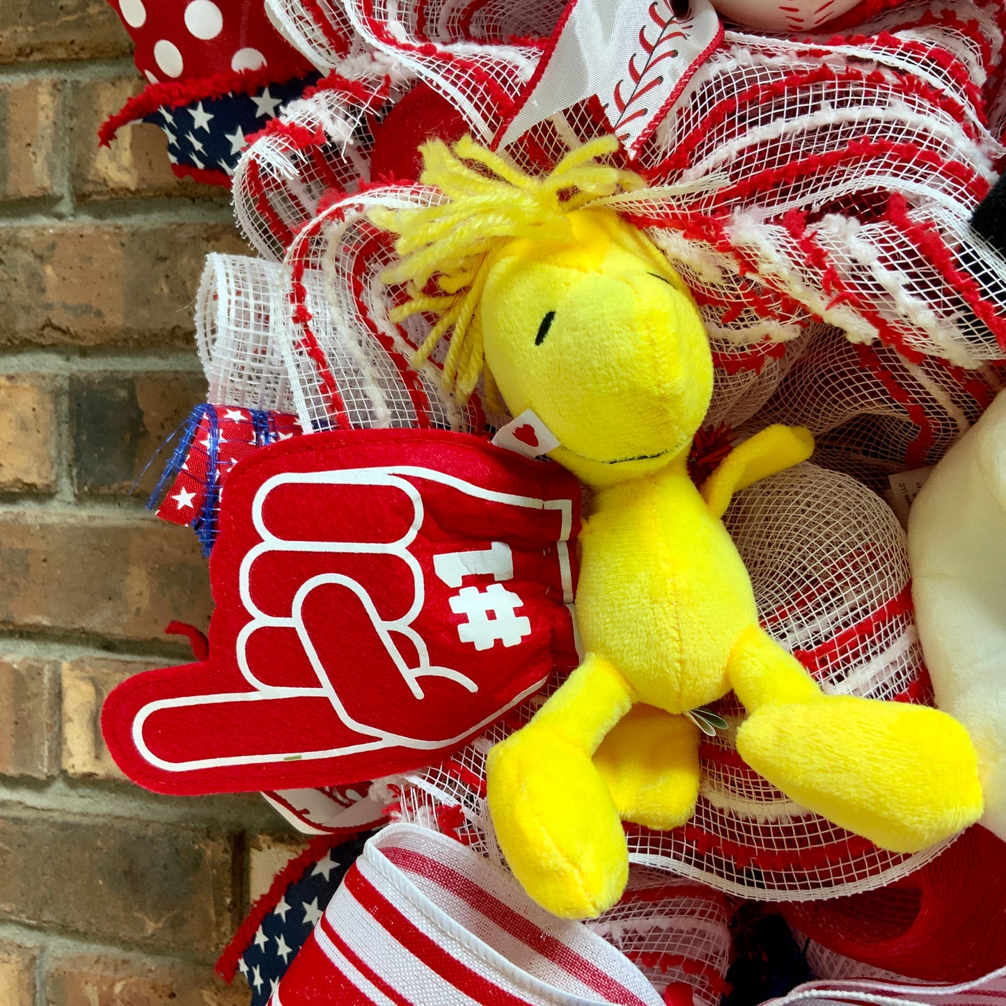 Snoopy Baseball Wreath, Baseball Door Hanger, Snoopy Swag, Snoopy Wreath, Baseball Decor, Baseball Swag