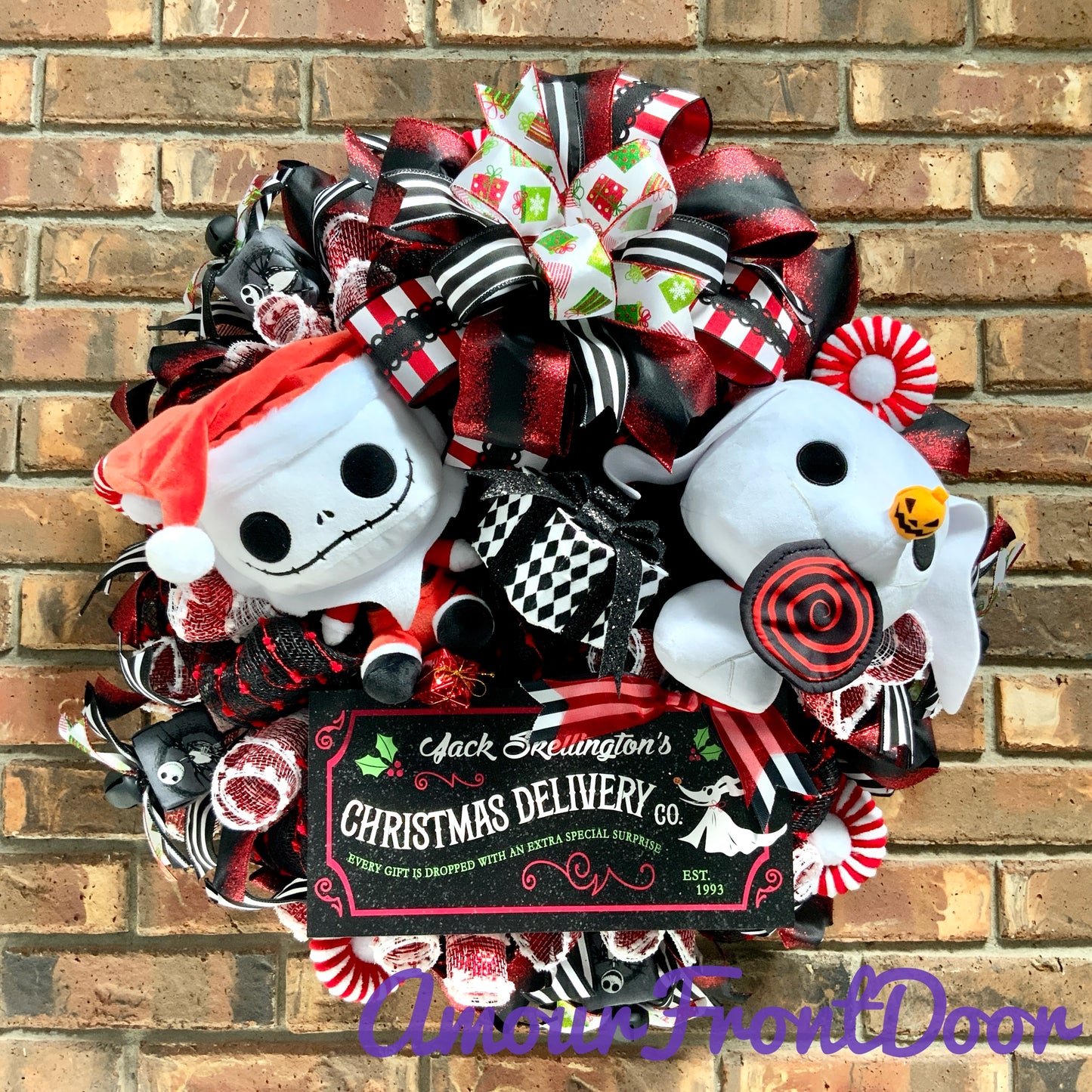 Jack Skellington Christmas Wreath, Jack Skellington Christmas Decor, Large Christmas Wreath, Christmas Door Hanger, Whimsical Christmas Wreath, 2024