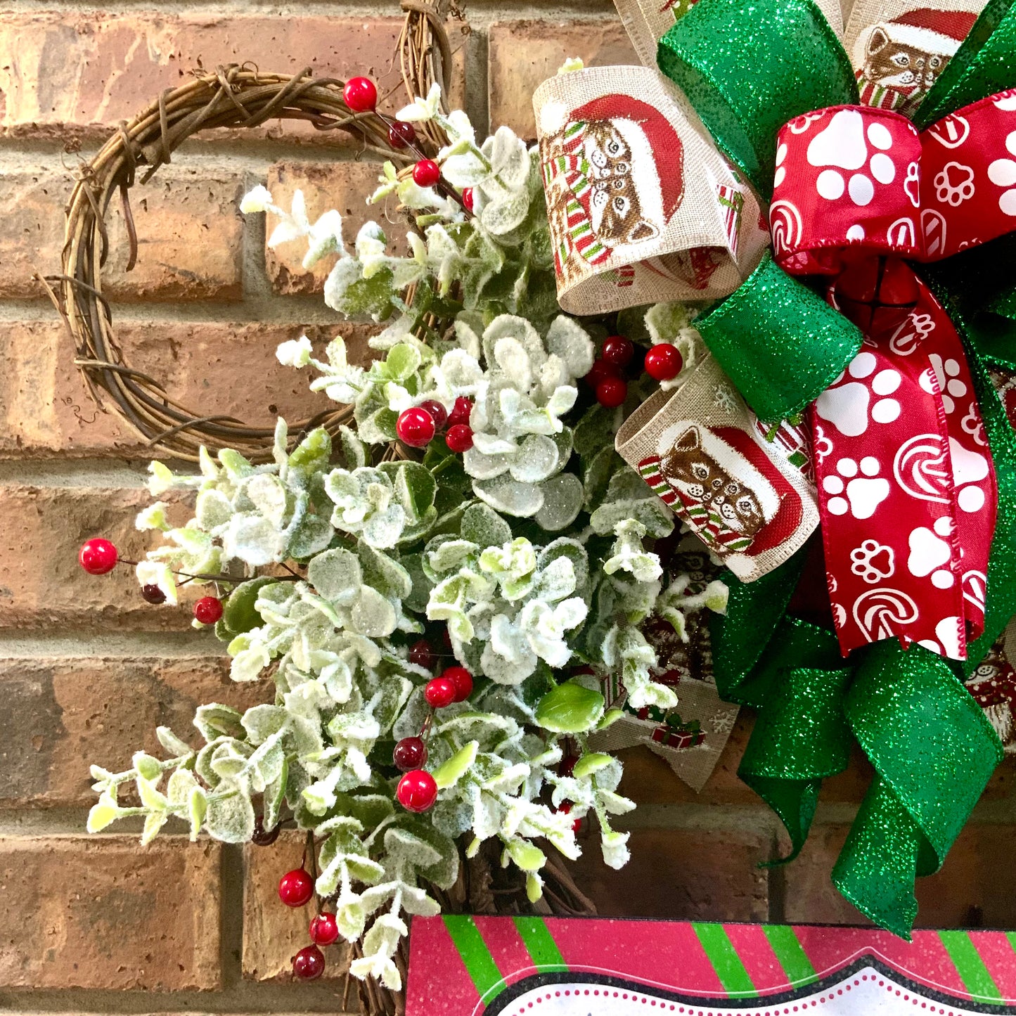 Christmas Cat Wreath, Christmas Cat Decor, Cat Wreath, Cat Door Hanger, Meowy Christmas Wreath, Cat Paw Print Wreath, Cat Grapevine Wreath