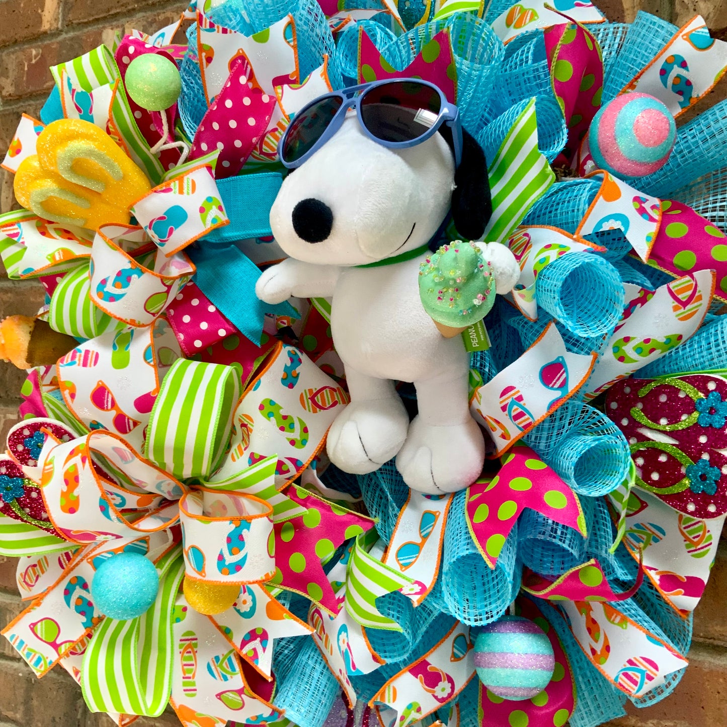 Snoopy Summer Wreath - Ice Cream Sunglasses Door Hanger | Pink Blue Flip Flop Beach Ball Decor 2026