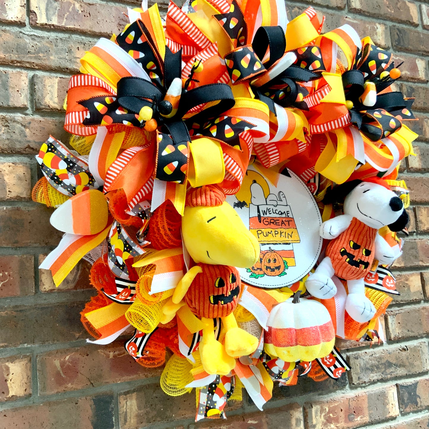 Halloween Snoopy Wreath, Halloween Snoopy Decor, Snoopy and Woodstock Door Hanger, Custom Order