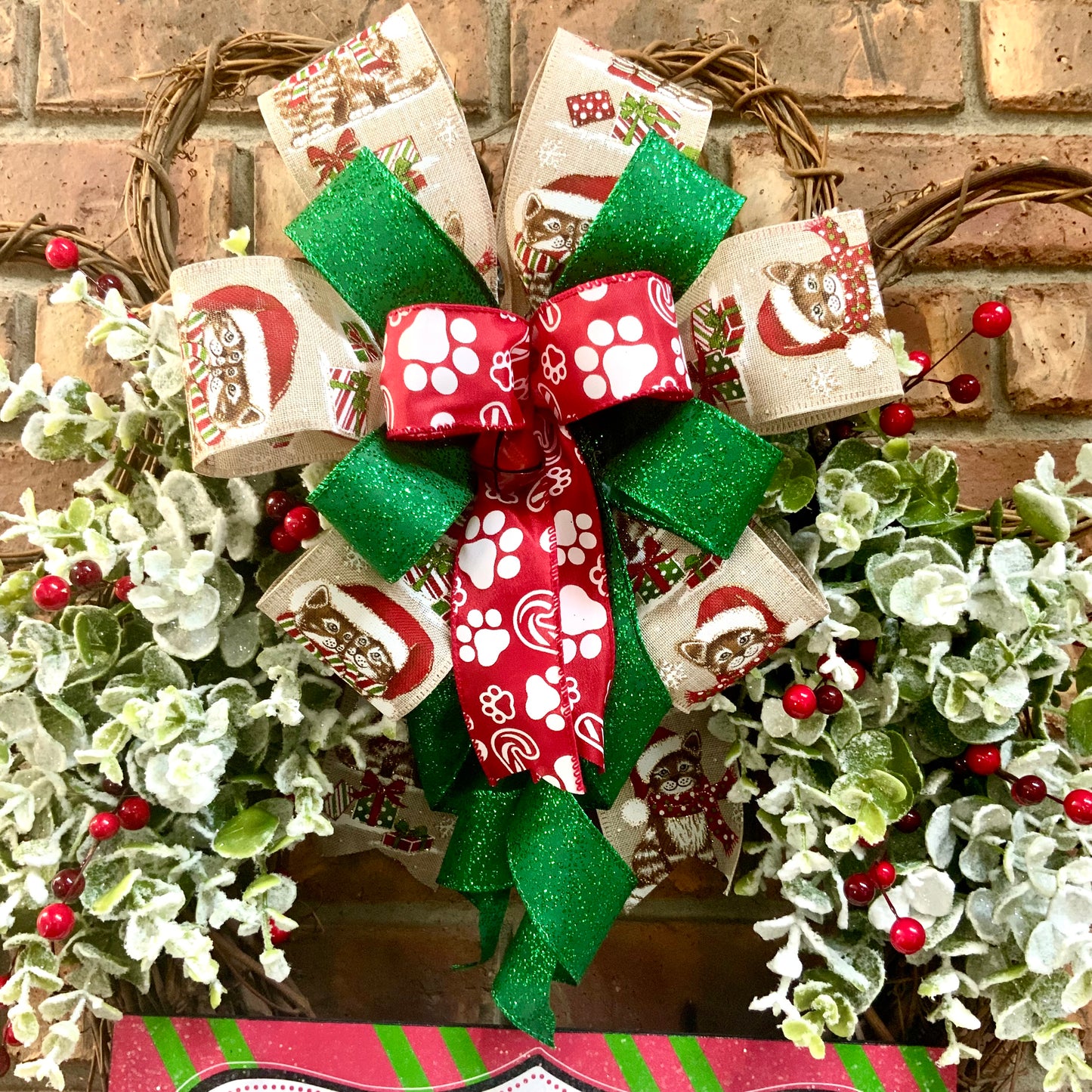 Christmas Cat Wreath, Christmas Cat Decor, Cat Wreath, Cat Door Hanger, Meowy Christmas Wreath, Cat Paw Print Wreath, Cat Grapevine Wreath