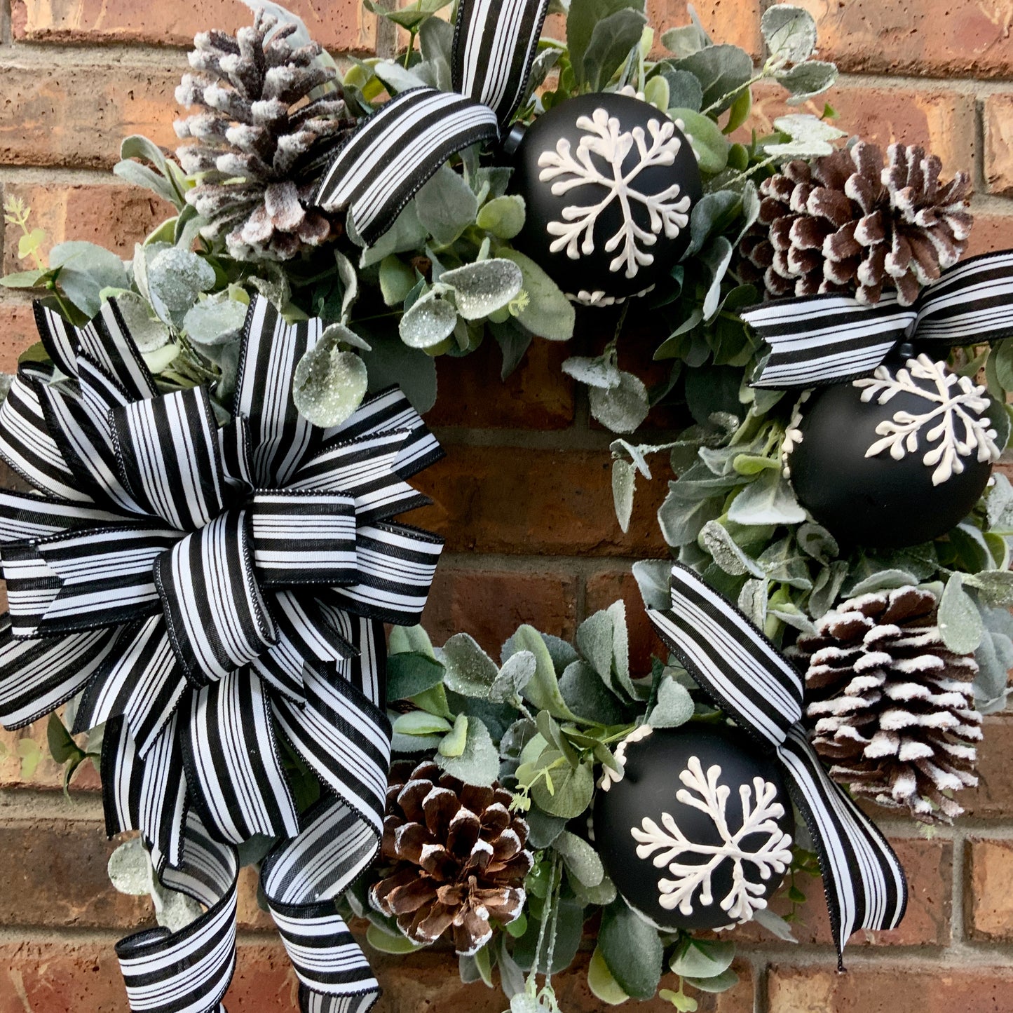 Elegant Winter Wreath, Winter Lambs Ear Wreath, Winter Wreath, Winter Snowflake Wreath, Winter Grapevine Wreath, Winter Door Hanger
