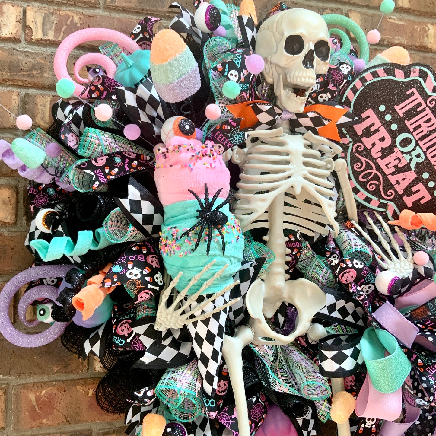 Halloween Pastel Wreath, Skeleton Door Hanger, Trick or Treat Decor, Large Halloween Wreath, Halloween Candy Wreath, Whimsical Halloween Decor