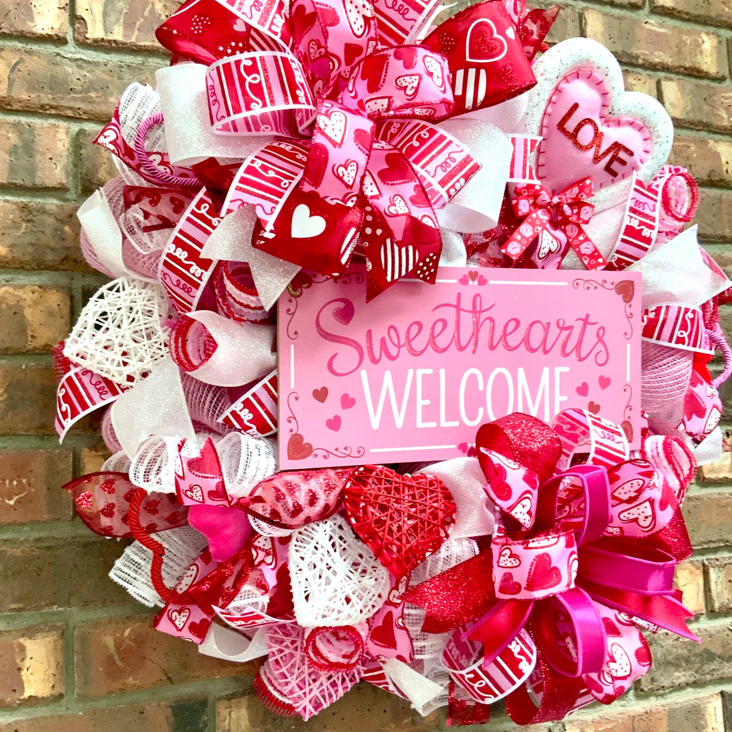 Valentine's Day Wreath - Sweethearts Welcome Heart Door Hanger | Pink Red Love Decor with Glitter & Velvet Ribbons 2026