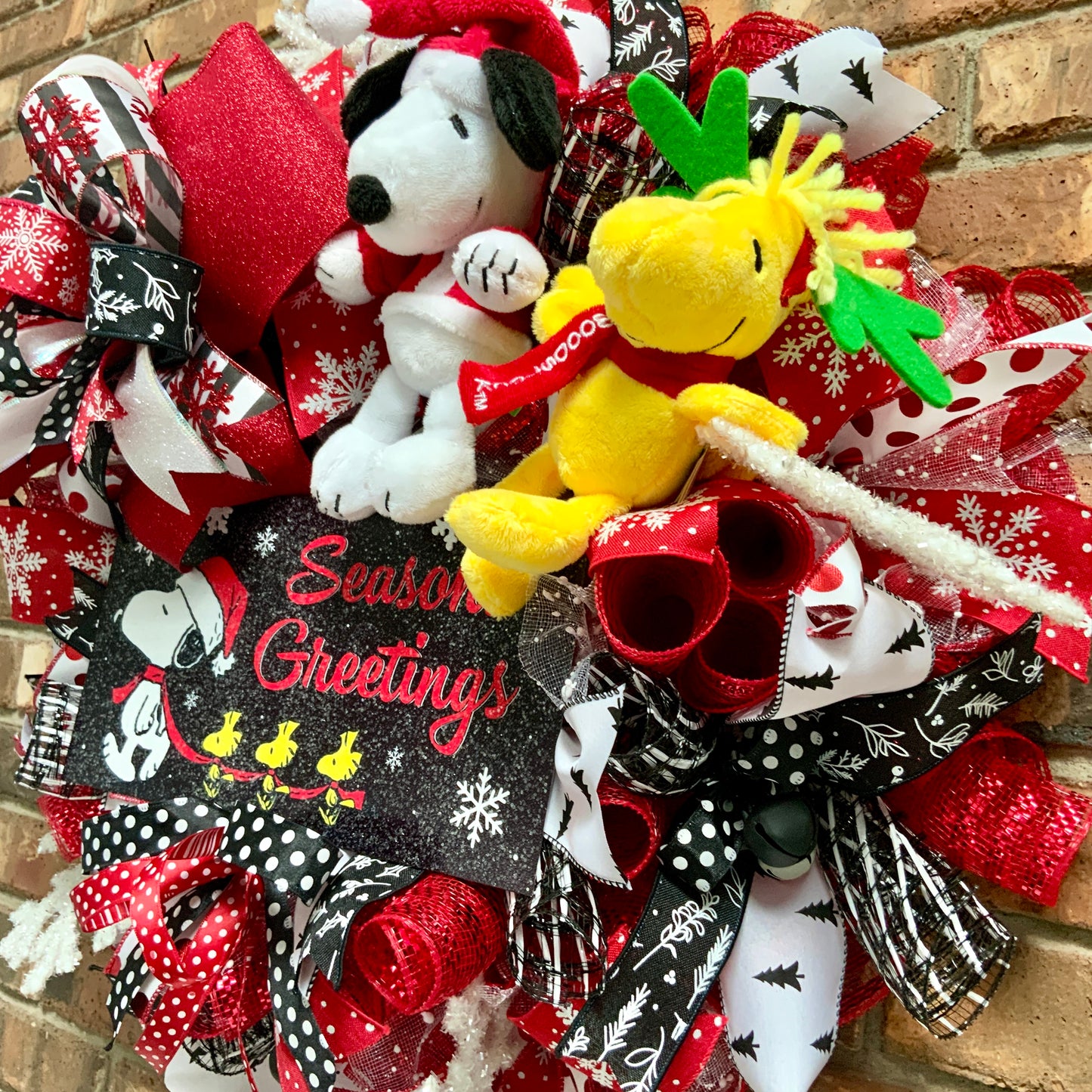 Christmas Snoopy Wreath, Christmas Snoopy Decor, Large Happy Holidays Wreath, Christmas Peanuts Decor, Snoopy and Woodstock Decor, Snoopy Merry Christmas Wreath, 2024