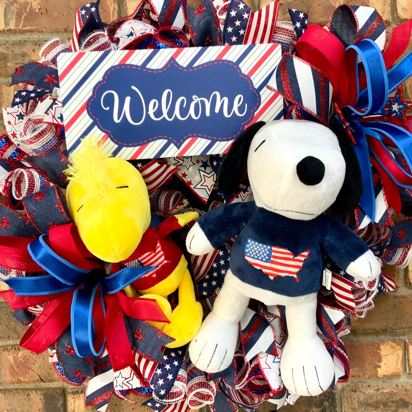 Patriotic Snoopy Wreath - Welcome USA Flag Door Hanger | Snoopy & Woodstock Red White Blue 4th of July Decor 2026