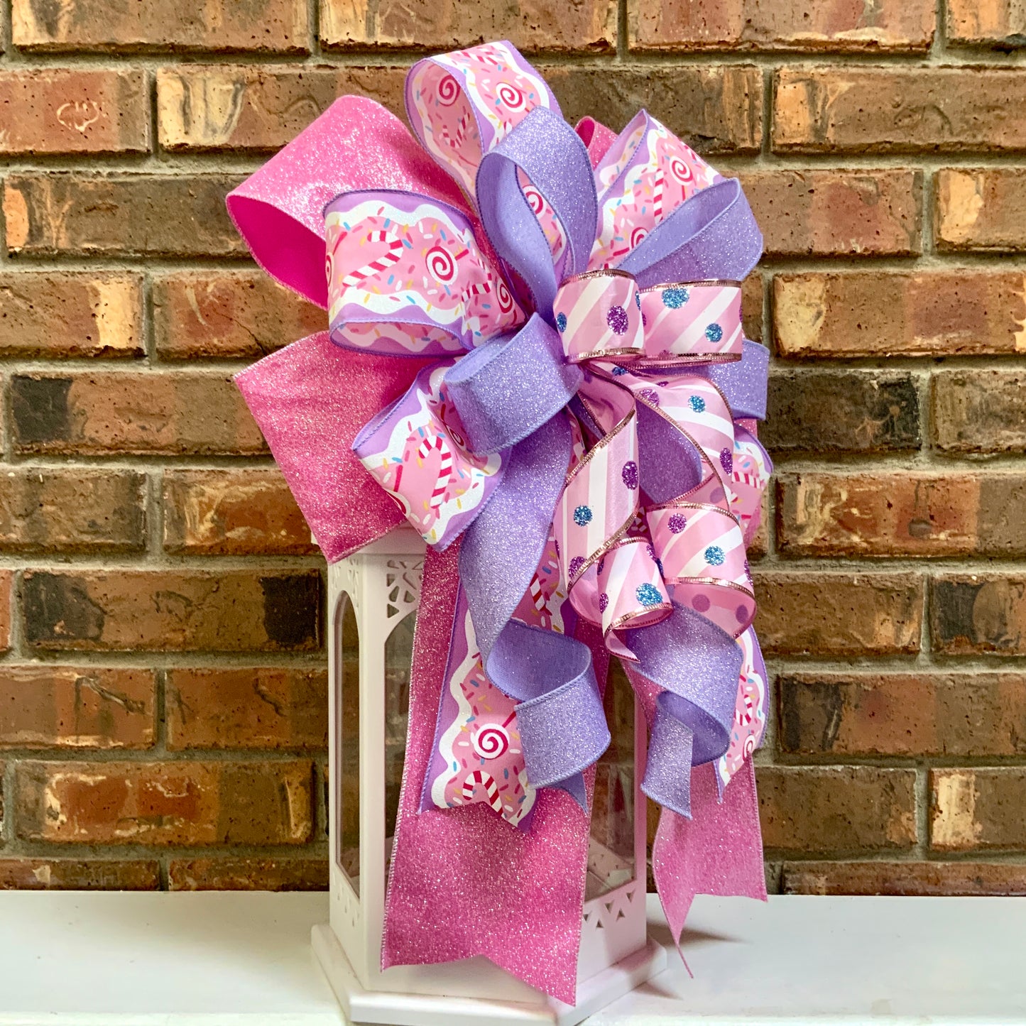 Christmas Candy Lantern Bow, Christmas Peppermint Bow For Wreaths, Christmas Mailbox Decor, Pastel Christmas Bow, Candy Christmas Decor, 2023