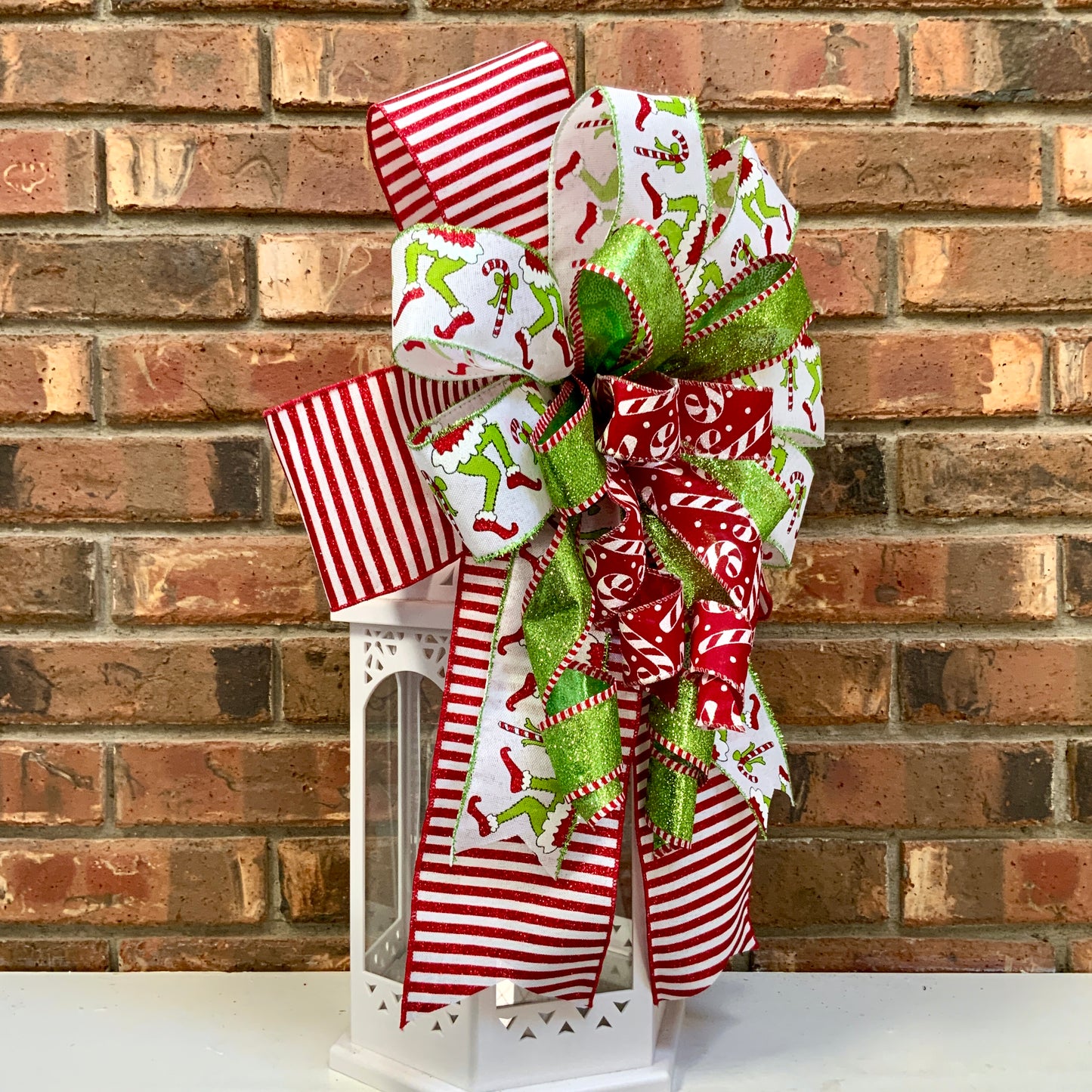 Christmas Bow for Lanterns, Grinch Bow, Christmas Mailbox Decor, Grinch Decor, Christmas Sconce Bow, Christmas Bow For Wreaths