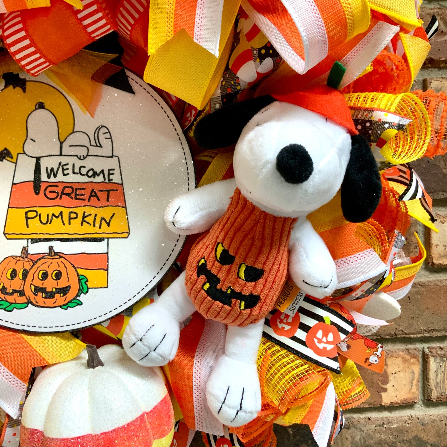 Halloween Snoopy Wreath, Halloween Snoopy Decor, Snoopy and Woodstock Door Hanger, Custom Order