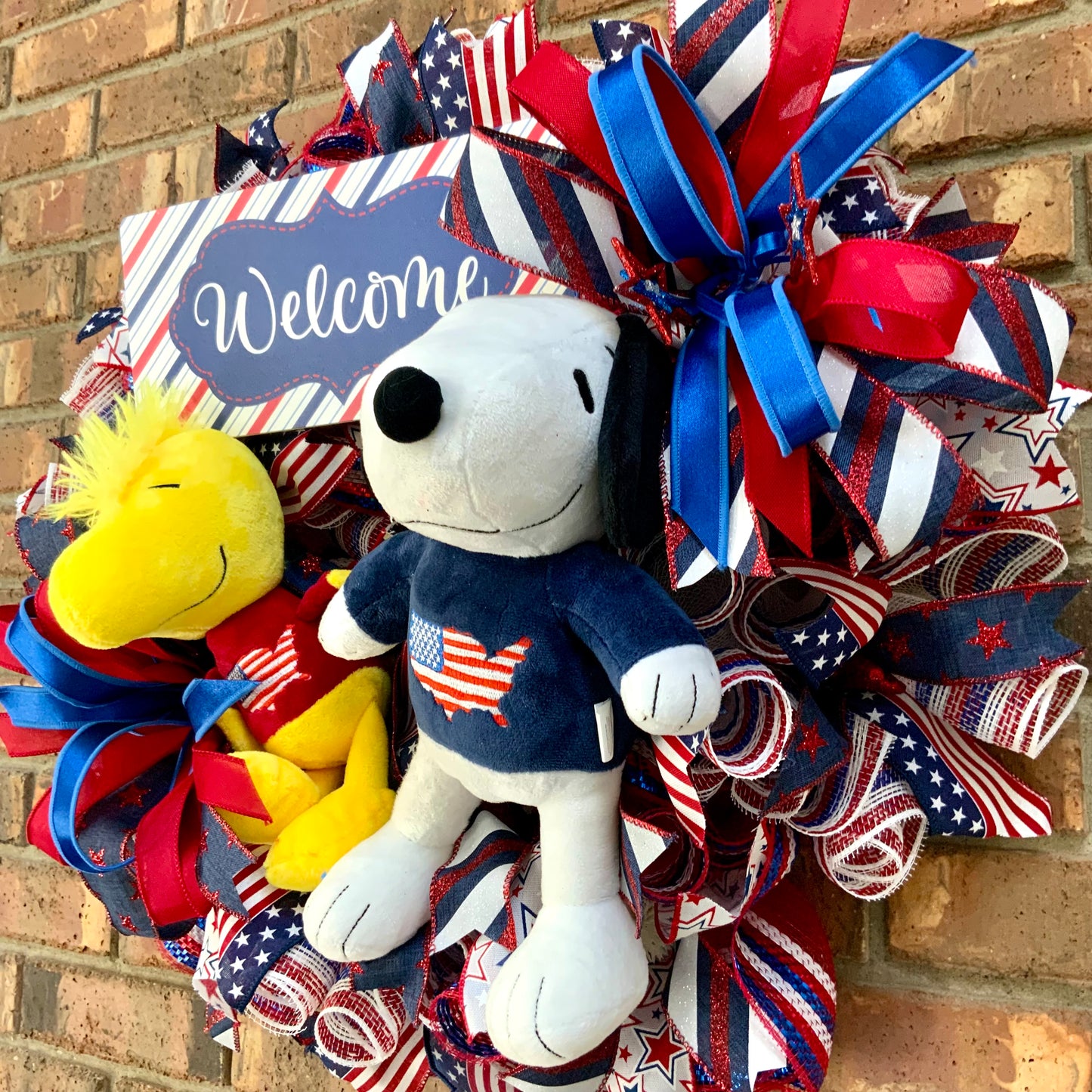 Patriotic Snoopy Wreath - Welcome USA Flag Door Hanger | Snoopy & Woodstock Red White Blue 4th of July Decor 2026
