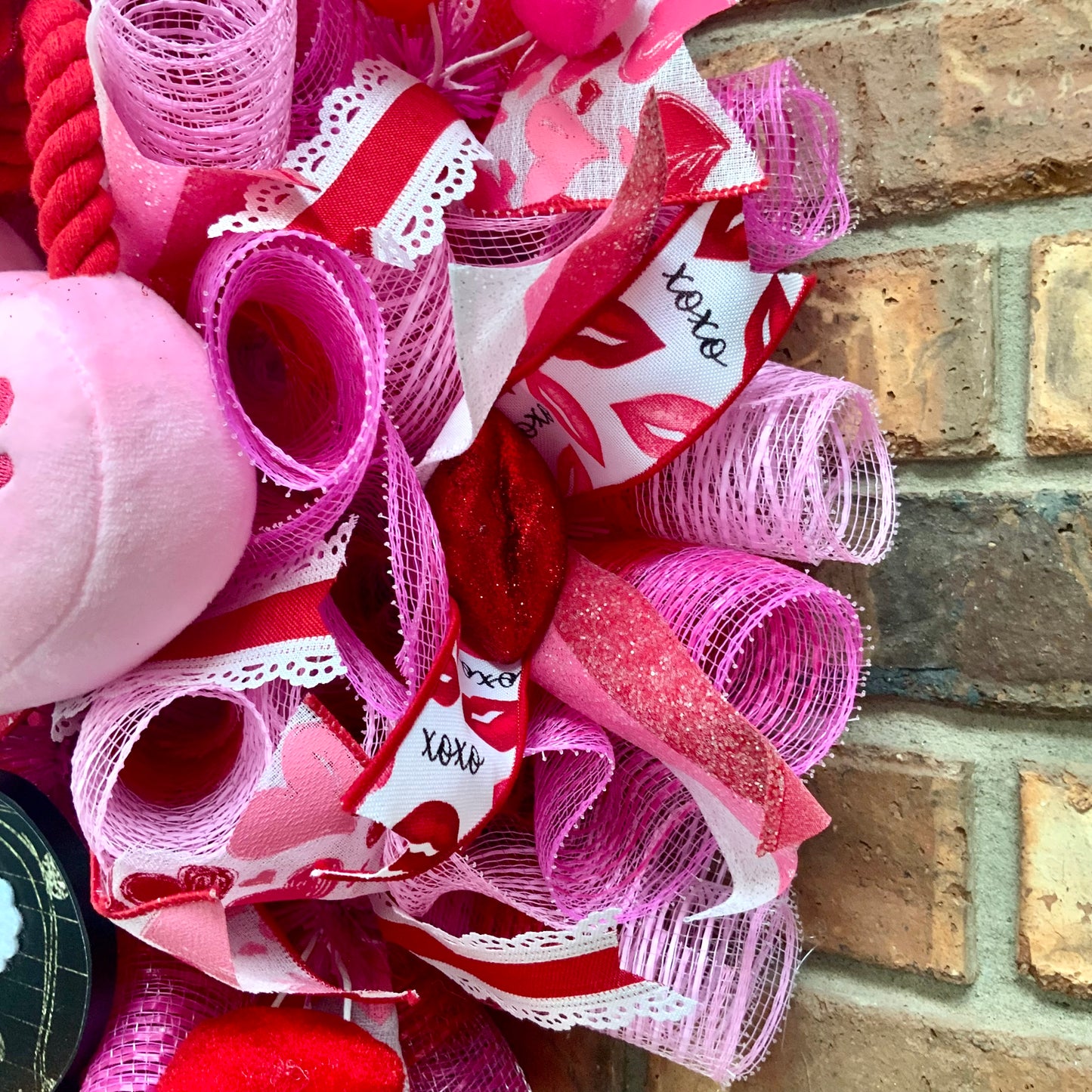 Snoopy Valentine's Wreath - You Make My Butt Wiggle Door Hanger | Dog Kisses & Zoomies Peanuts Decor 2026