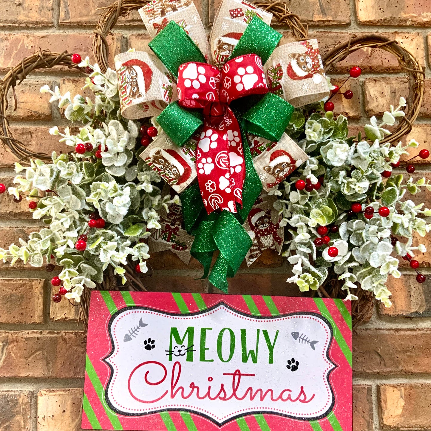 Christmas Cat Wreath, Christmas Cat Decor, Cat Wreath, Cat Door Hanger, Meowy Christmas Wreath, Cat Paw Print Wreath, Cat Grapevine Wreath