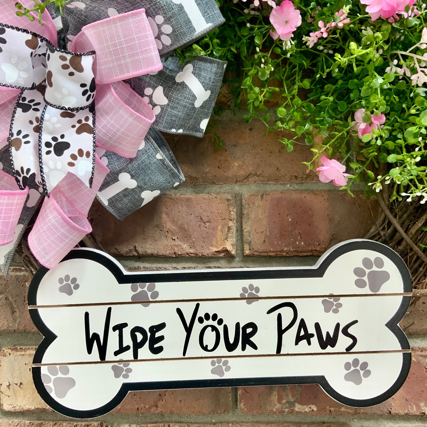 Dog Wreath, Wipe Your Paws Wreath, Grapevine Paw Print Wreath, Dog Paw Print Wreath, Grapevine Dog Wreath, Dog Hearts Wreath
