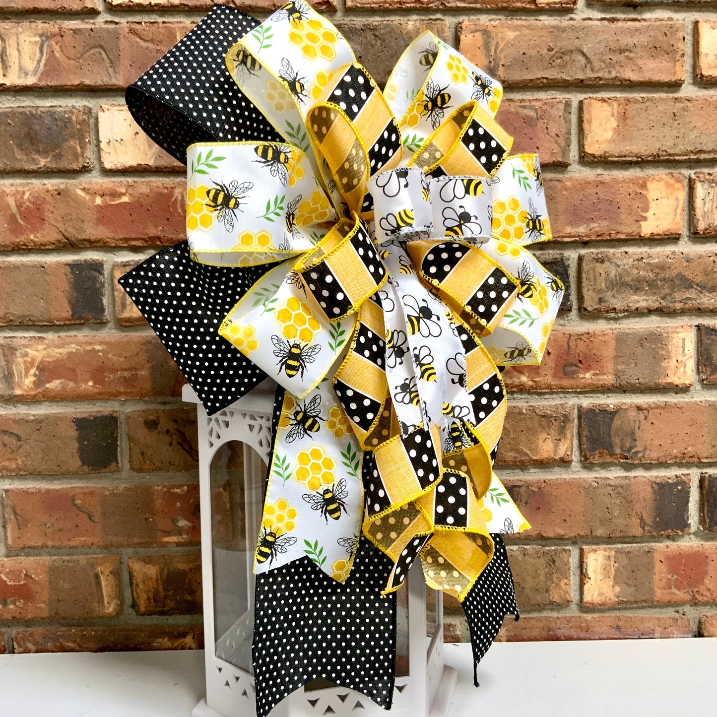 Bumble Bee Bow, Bee Bow, Lantern Bow, Mailbox Bow, Spring Bumble Bee Decor, Bee Hive Decor, Sconce Bow, Bumble Bee Bow For Wreaths