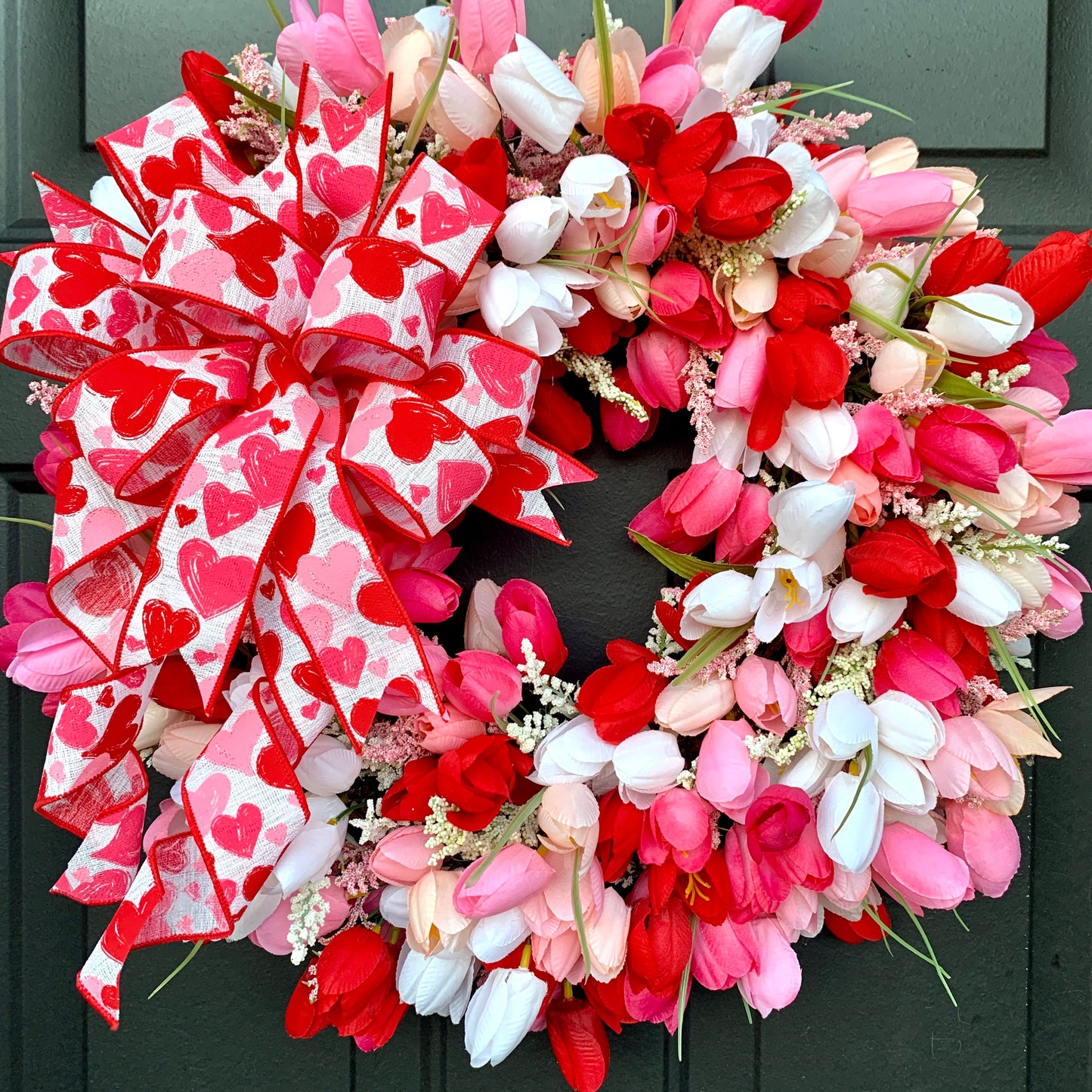 Tulip Wreath, Valentine Tulip Wreath, Valentine Flower Wreath, Valentine Day Wreath, Pink Flower Wreath, Spring Flower Wreath