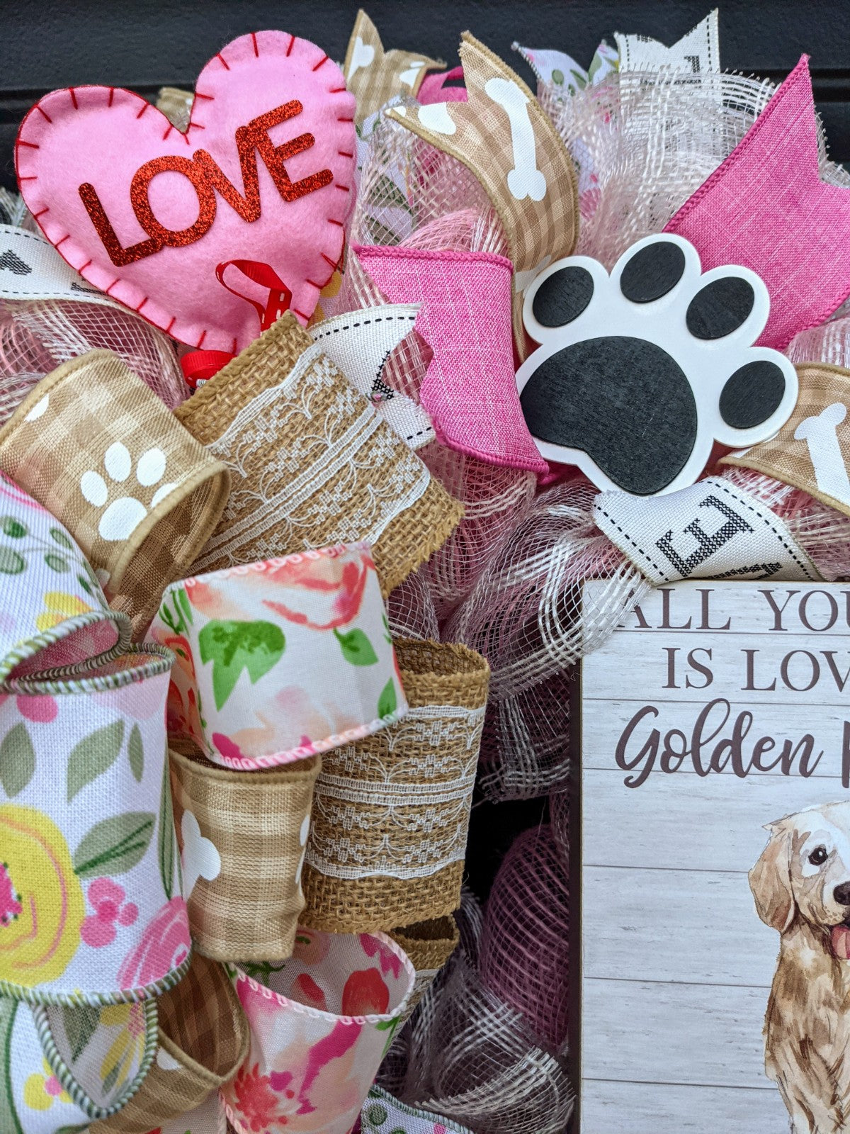 Golden Retriever Wreath, Valentine Dog Wreath, Dog Paw Print Wreath, Dog Wreath