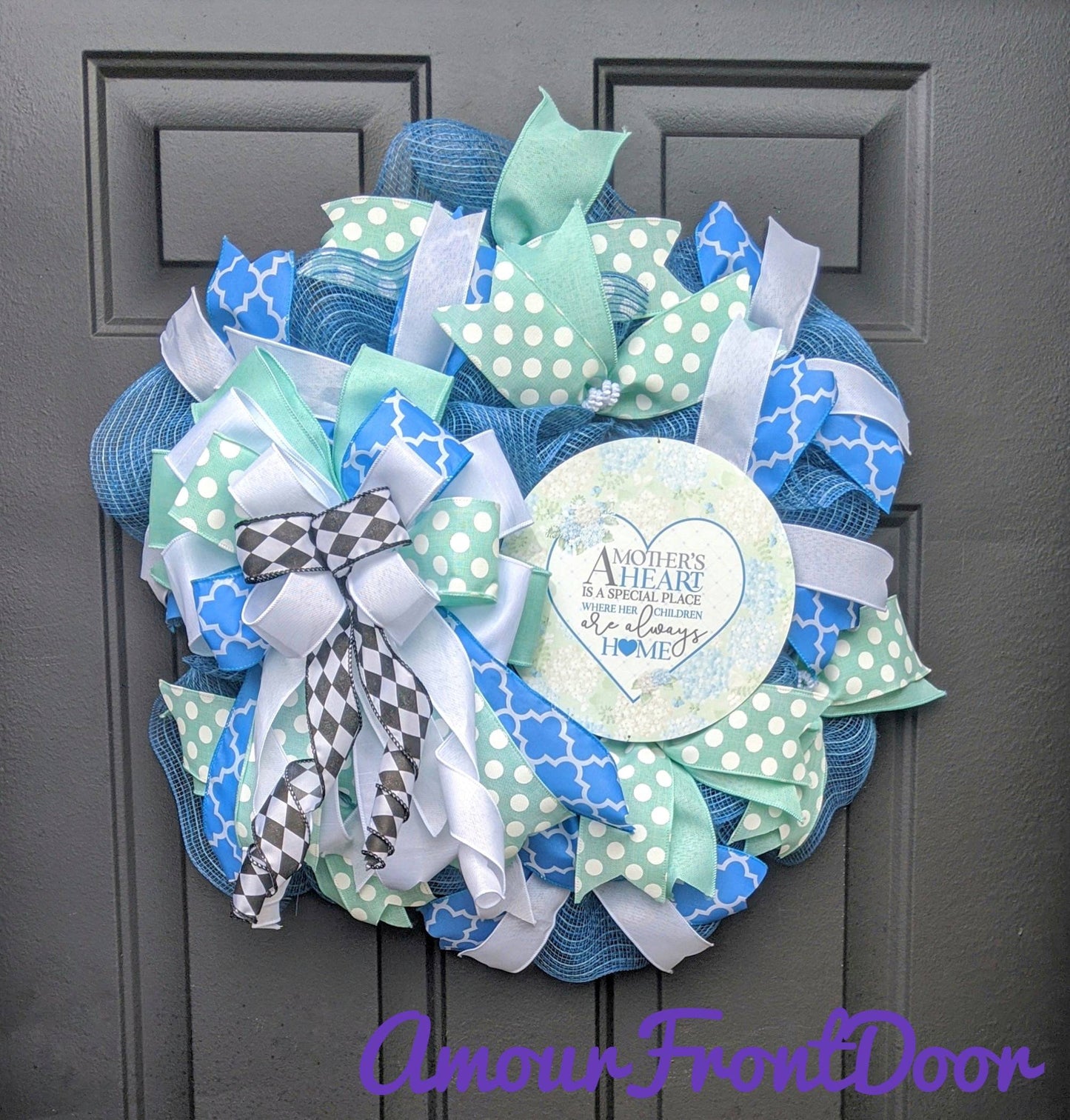 Mom's Heart Wreath, Mom Wreath, Mother's Day Wreath, Mother's day gift