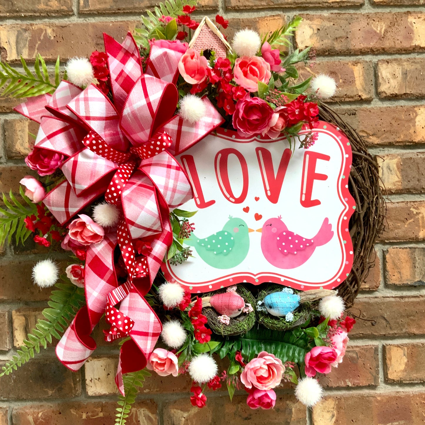 Valentines Day Wreath, Valentines Day Door Hanger, Valentine Grapevine Wreath, Valentine Day Heart Wreath, Heart Wreath