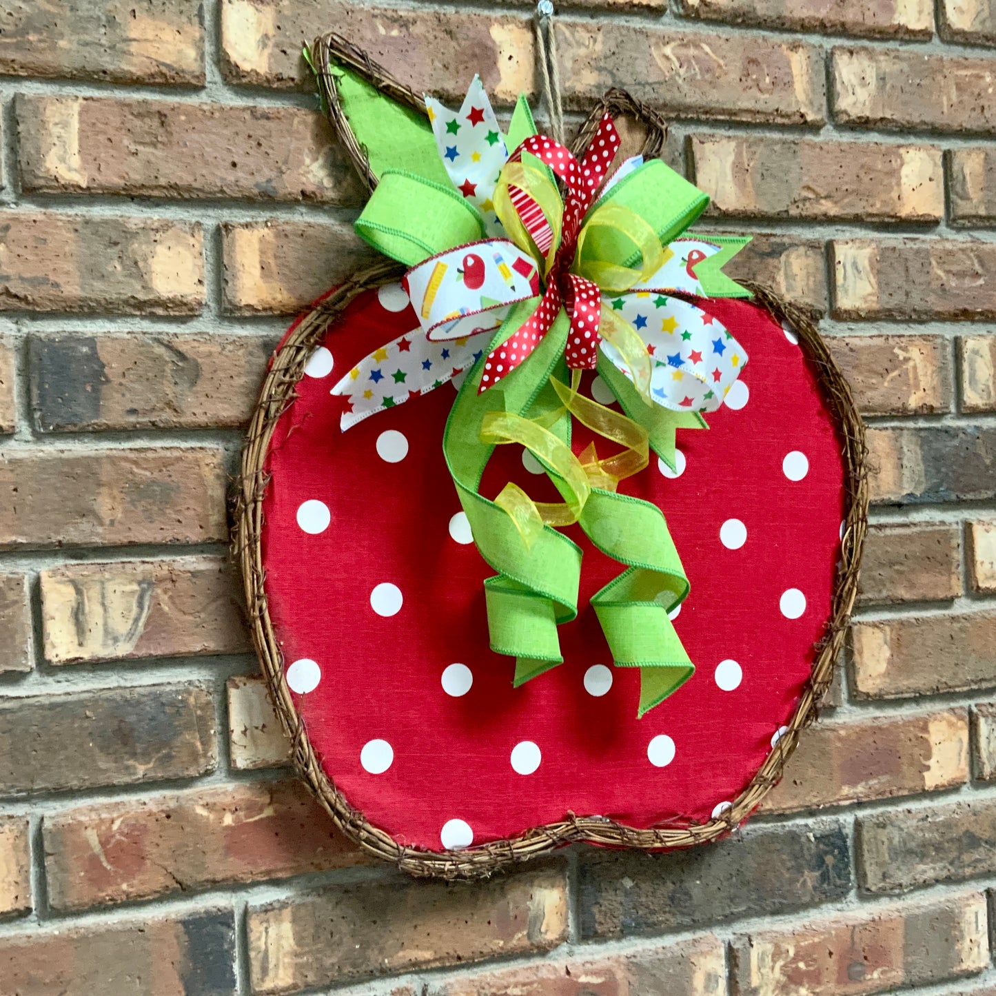 Teacher Wreath For Classroom Door, Classroom Door Hanger, Teacher Gift, Teacher Grapevine Wreath, Classroom Wreath
