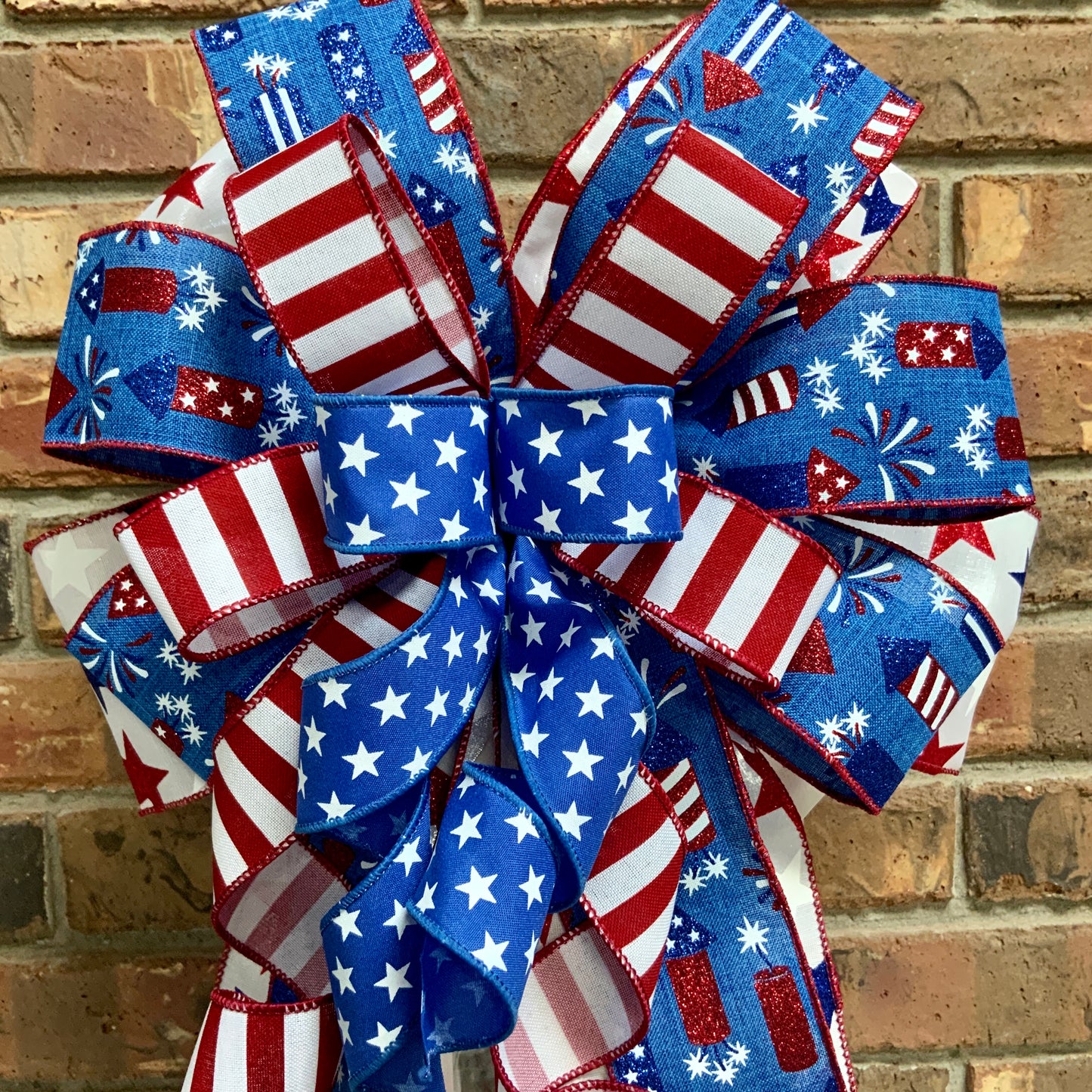 Patriotic Bow, American Bow, USA Bow, Fourth of July Sconce Bow, Independence Day Mailbox Bow, Patriotic Lantern Bow, Memorial Day Decor, Veterans Day Decor