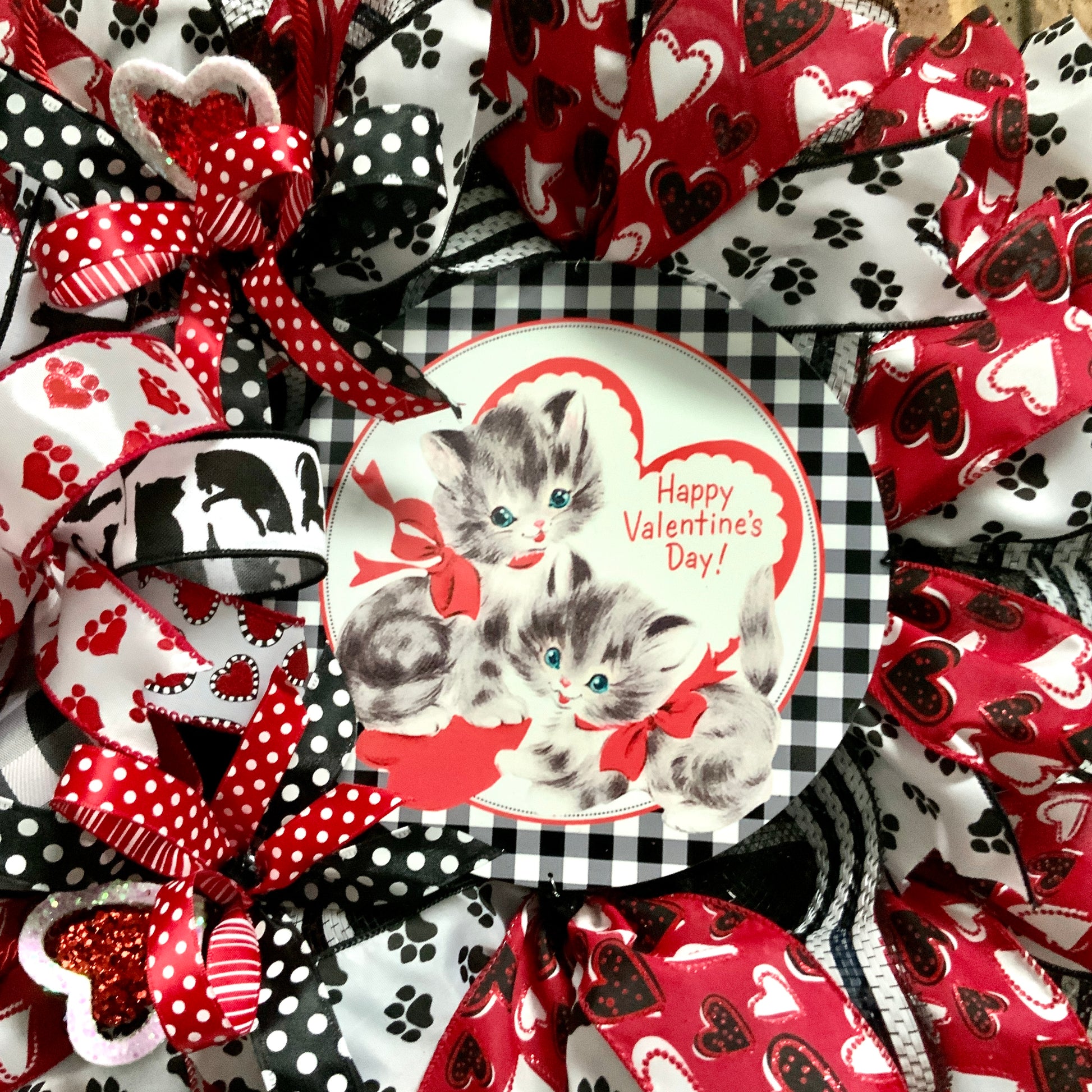Cat Valentines Day Wreath, Cat Valentines Day Door Hanger, Cat Wreath, –  Amour Front Door